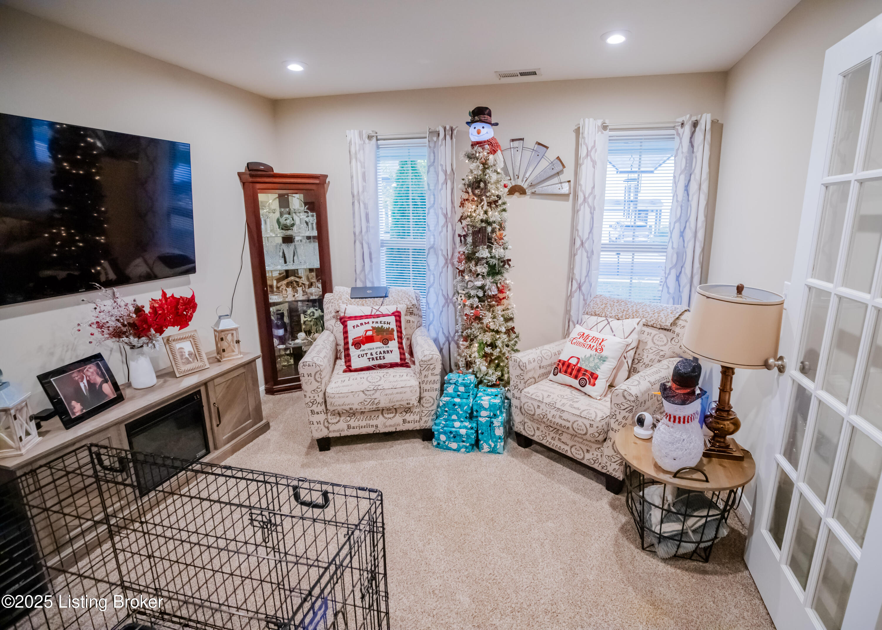 261 Boulders West Dr