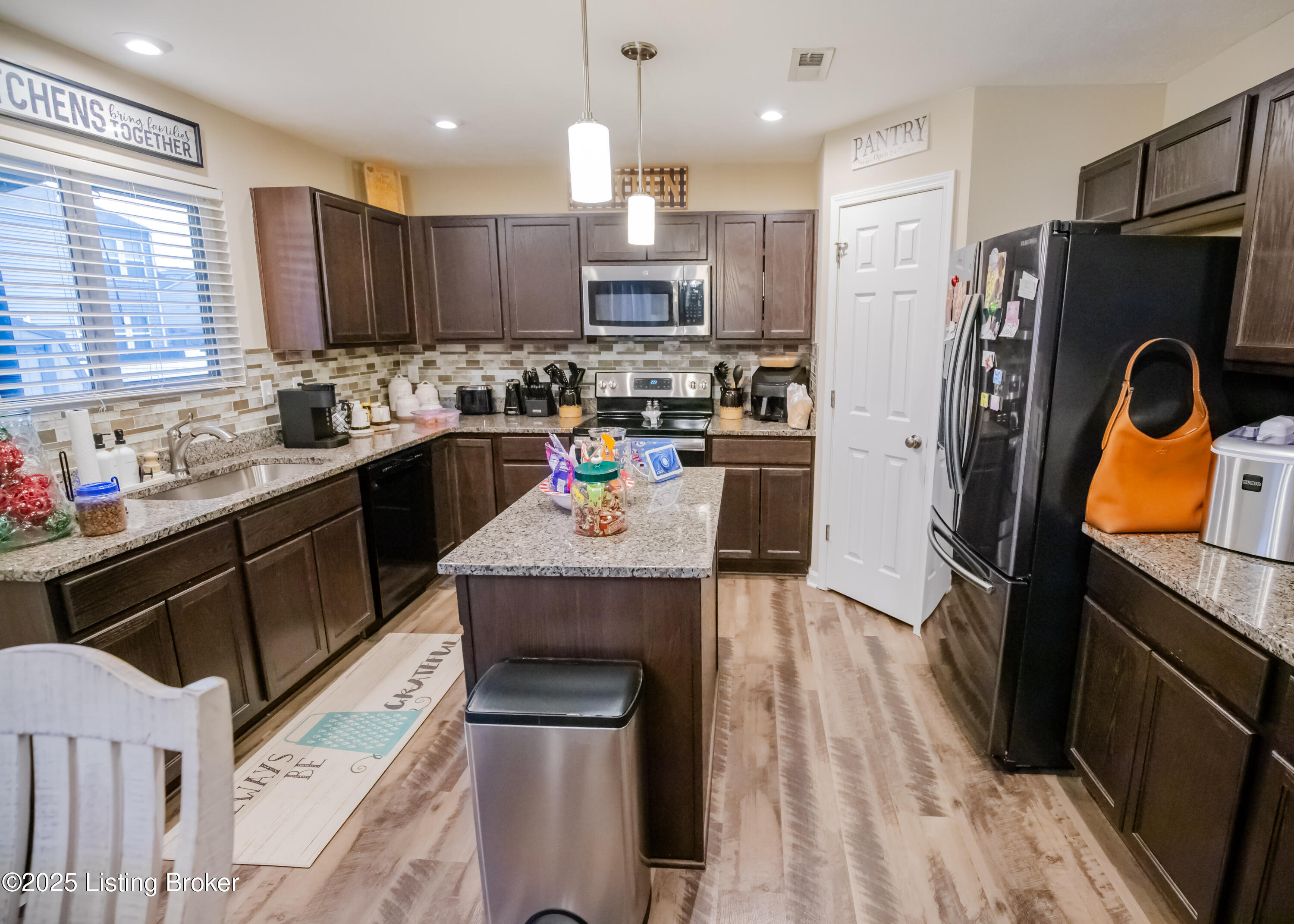 261 Boulders West Dr