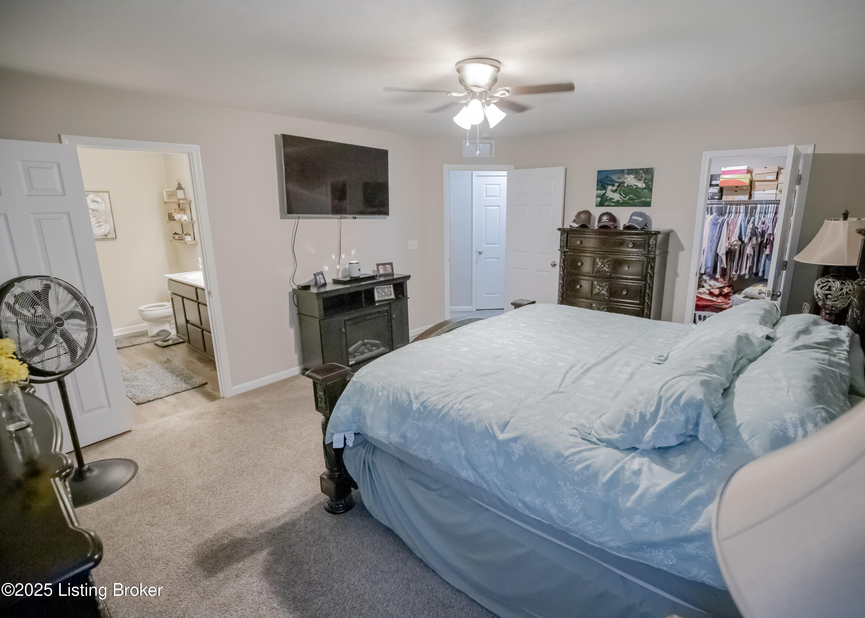 261 Boulders West Dr