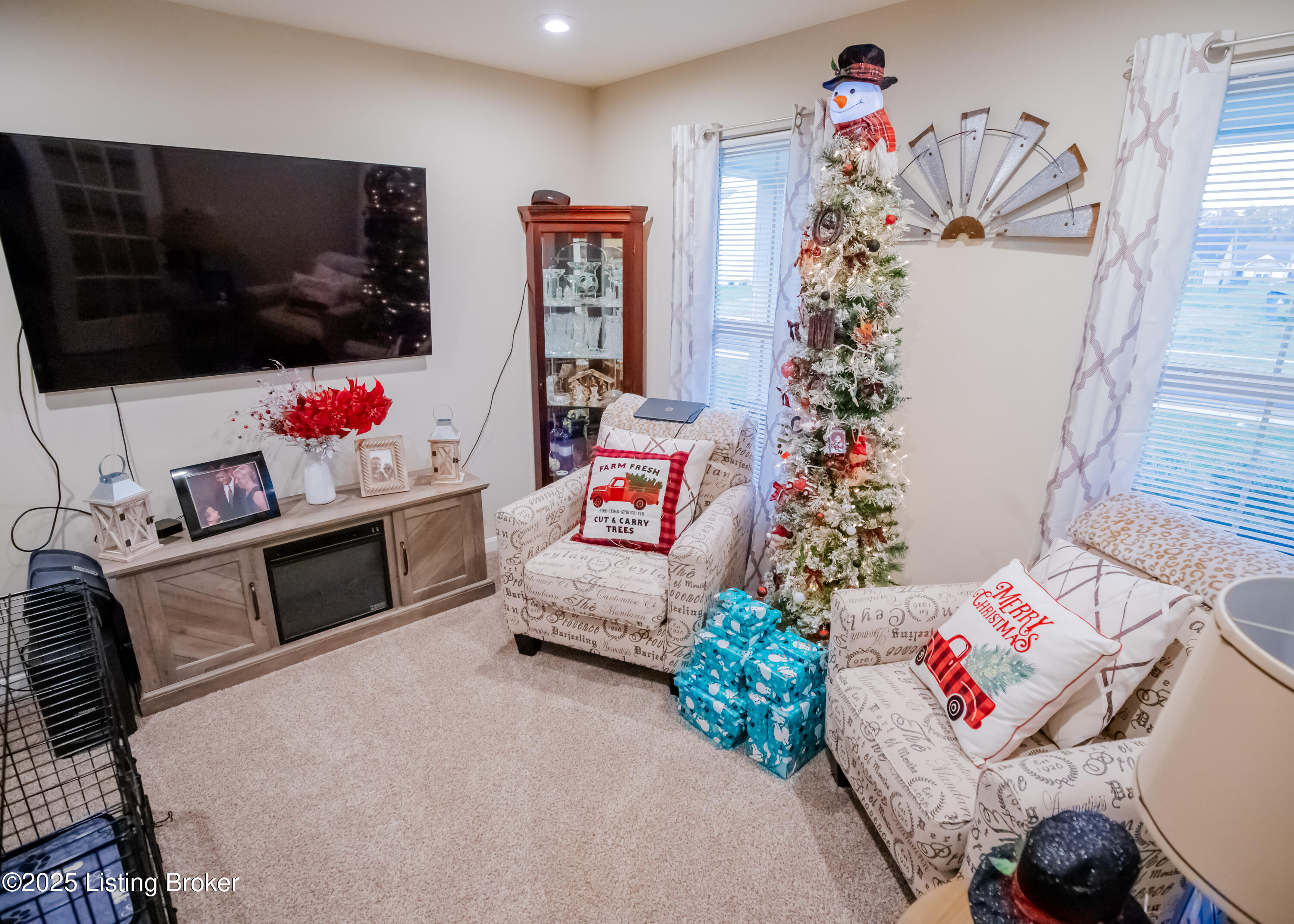 261 Boulders West Dr