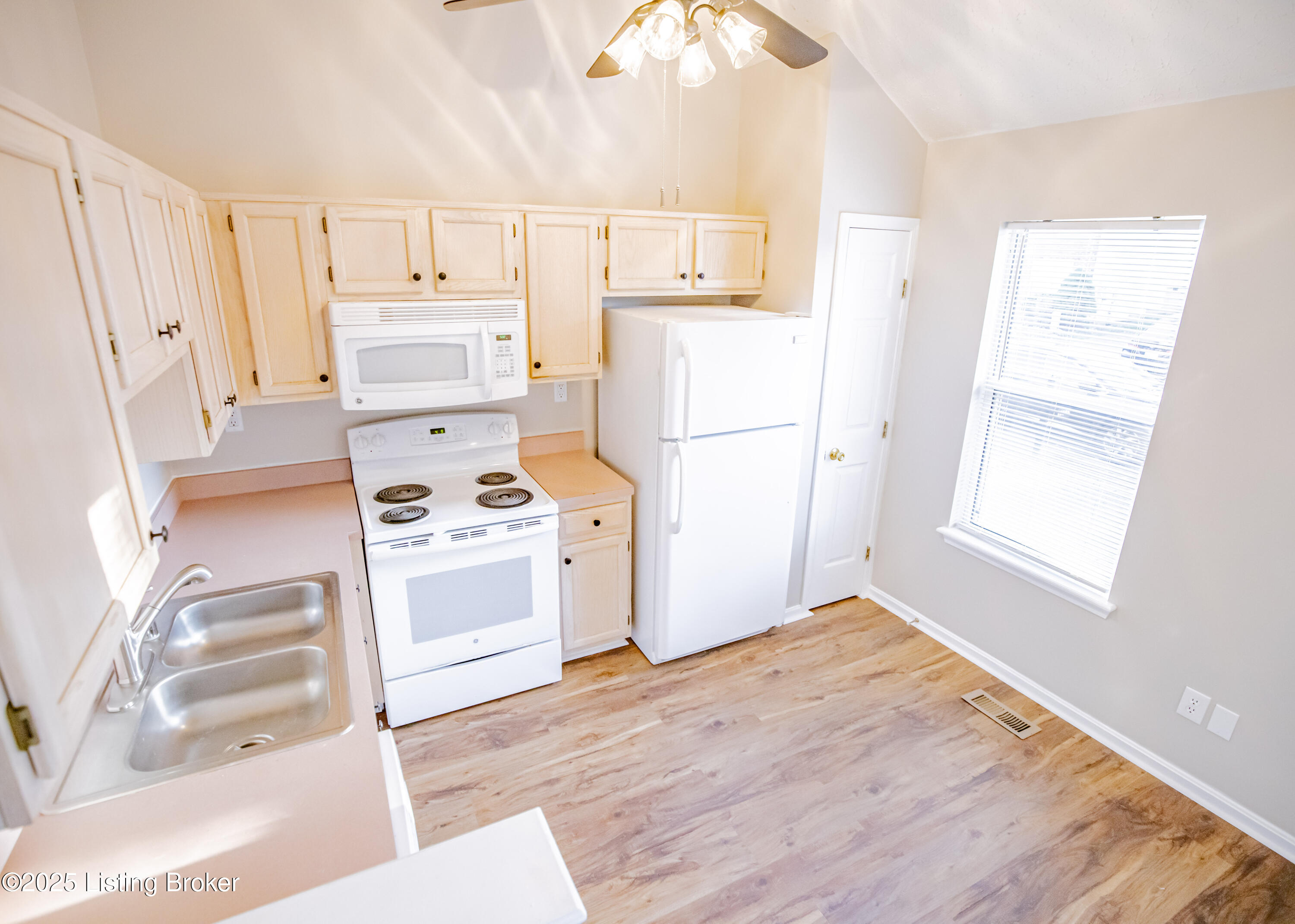 12505 Kiawah Ct