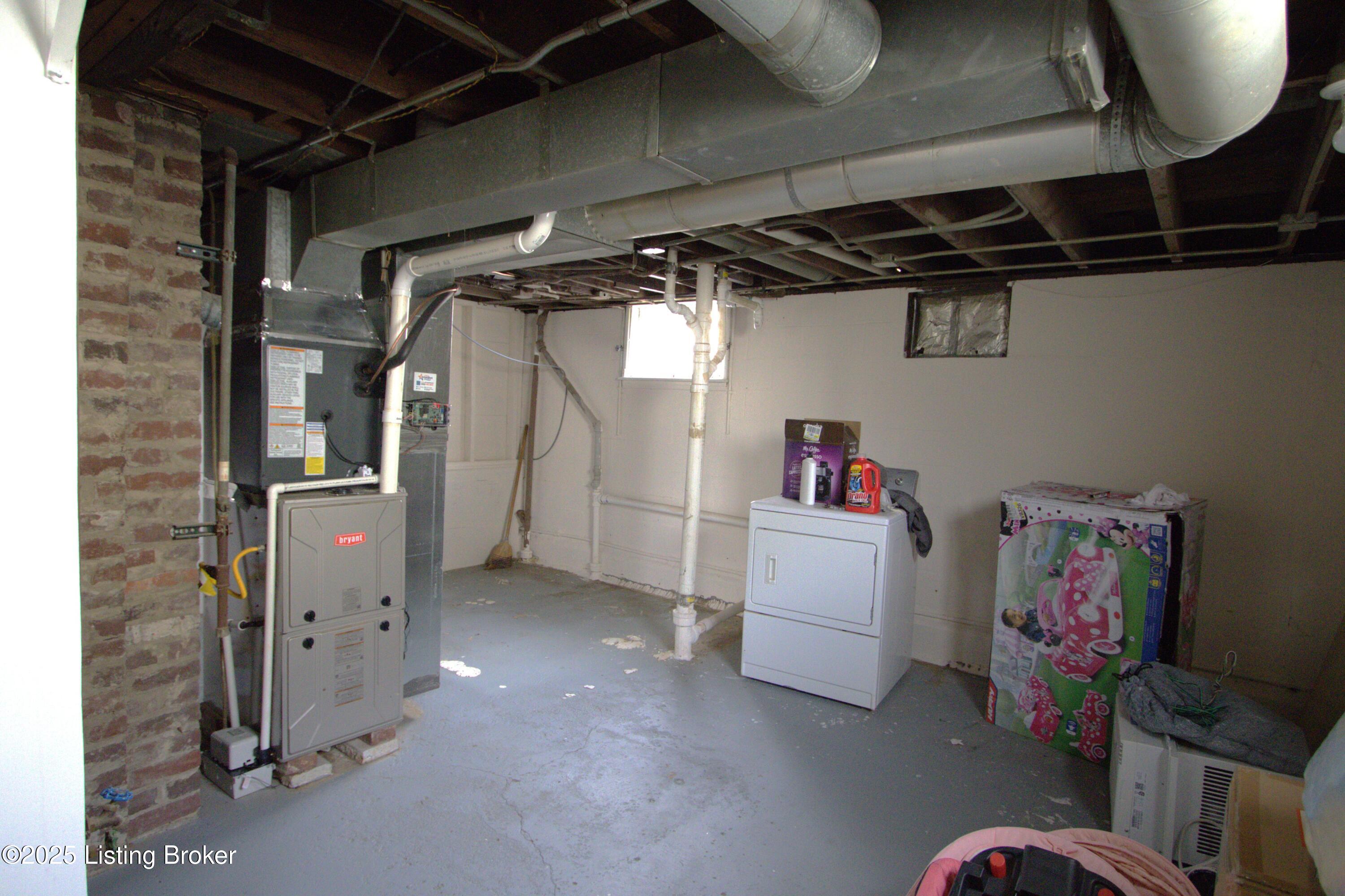 1009 W Ashland Ave