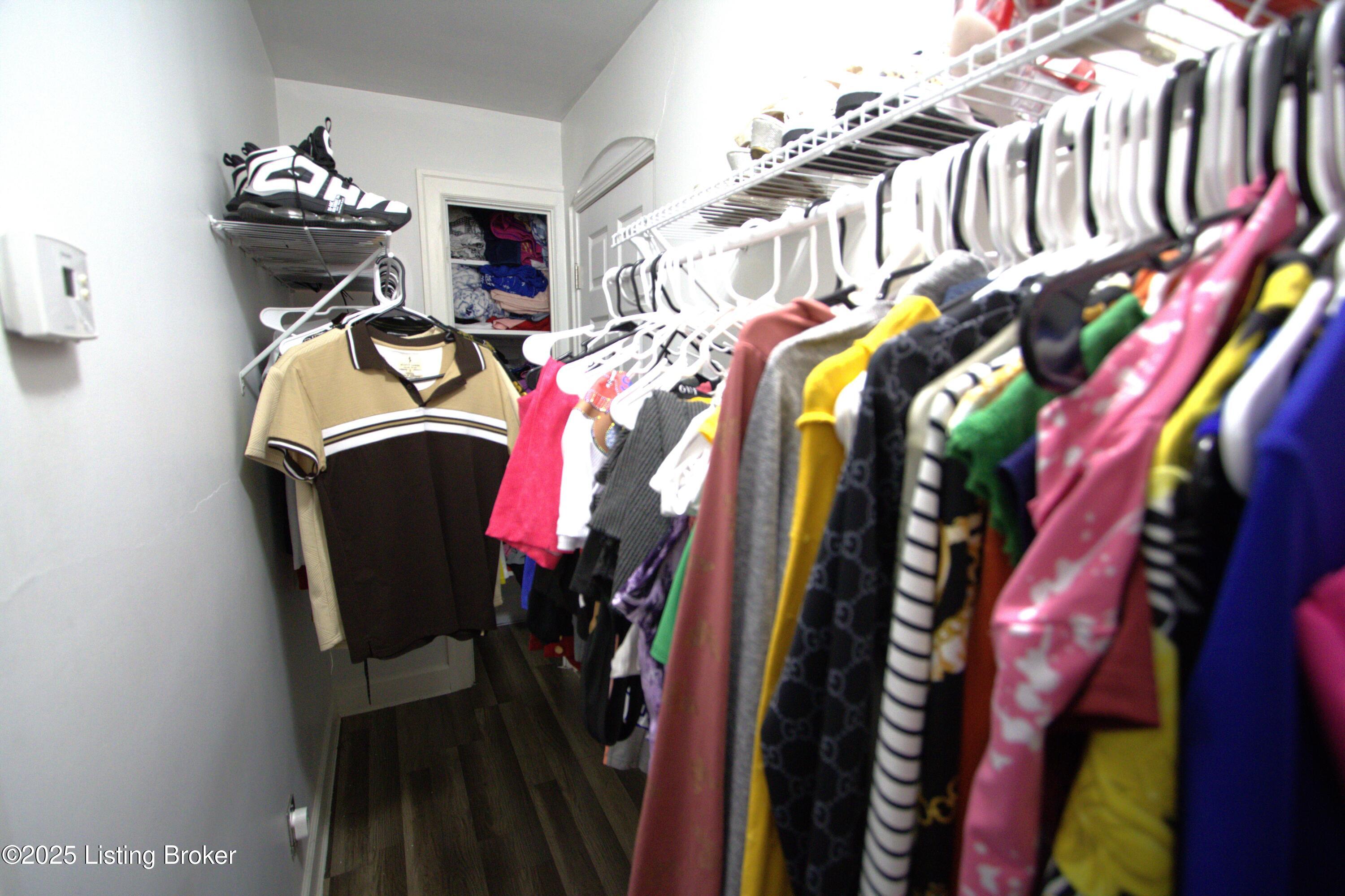 1009 W Ashland Ave