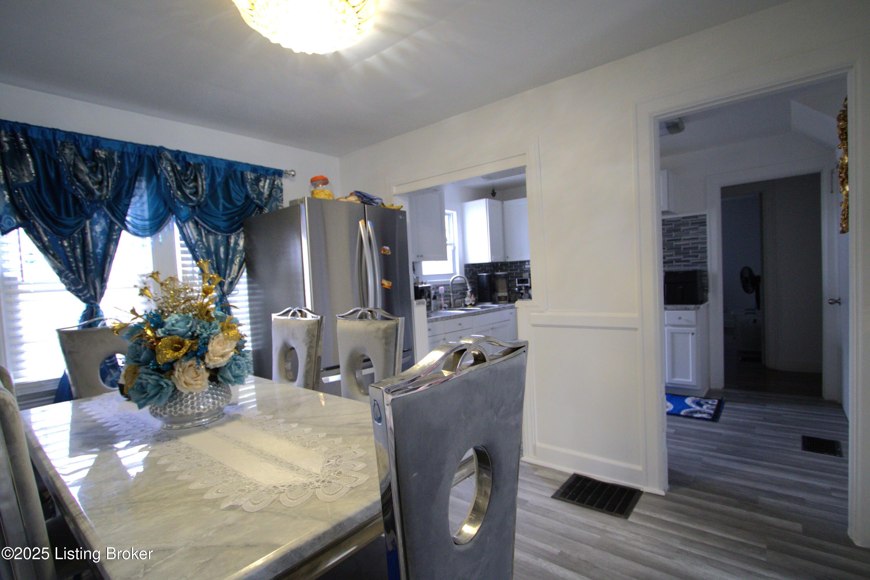 1009 W Ashland Ave
