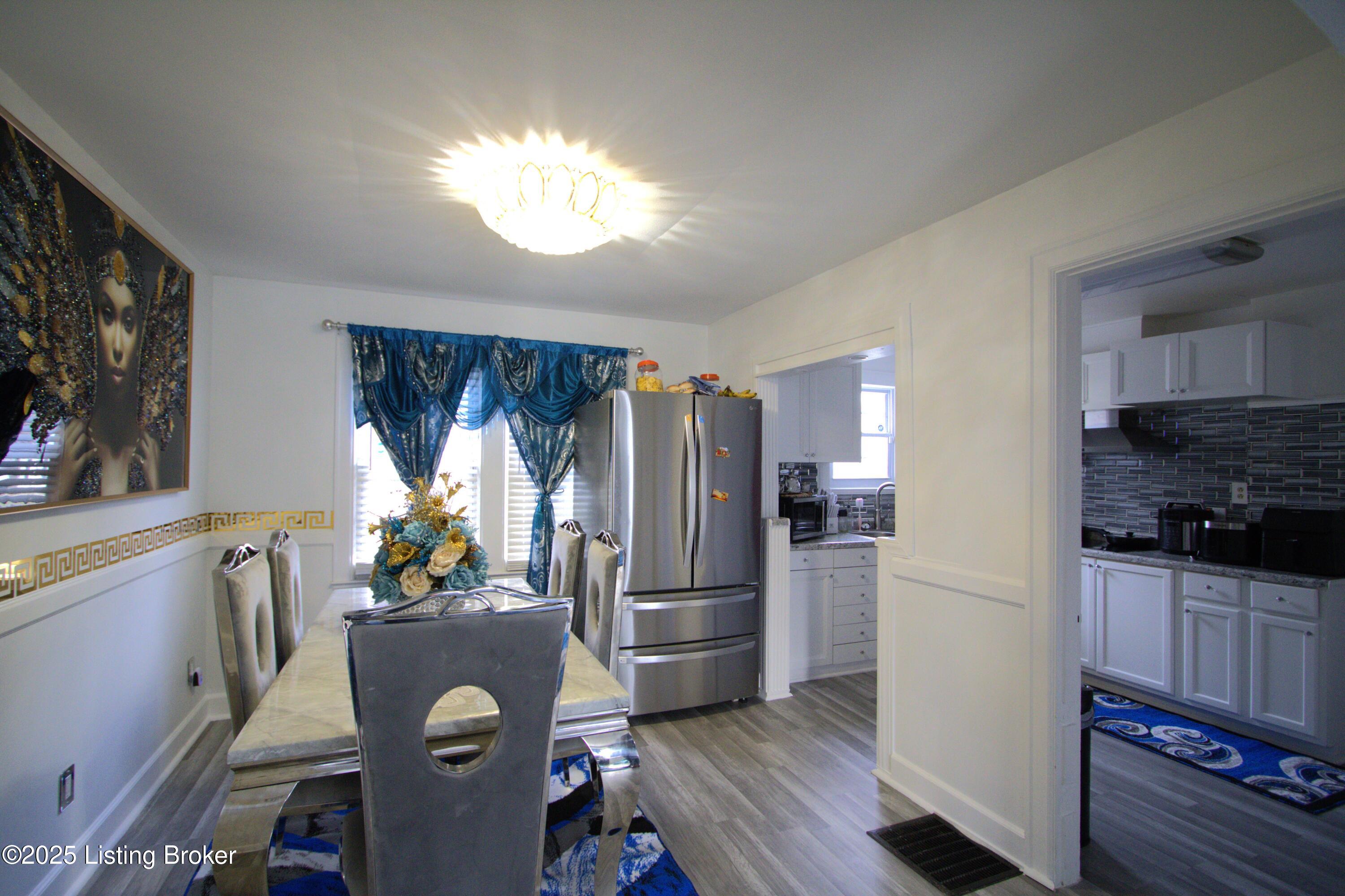 1009 W Ashland Ave