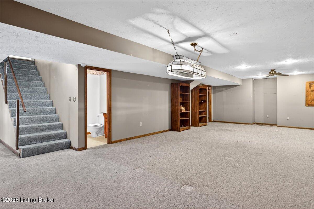 881 Deerwood Dr
