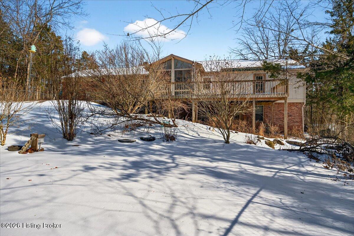 881 Deerwood Dr