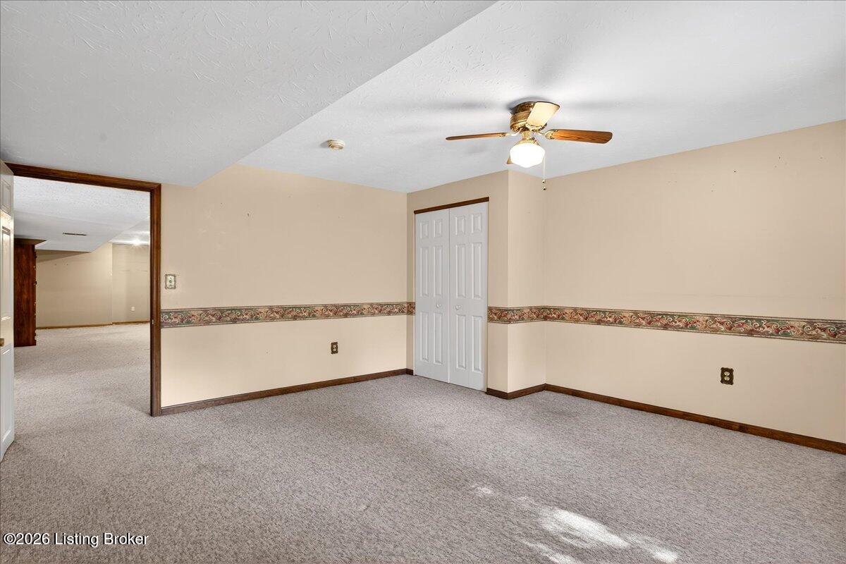 881 Deerwood Dr