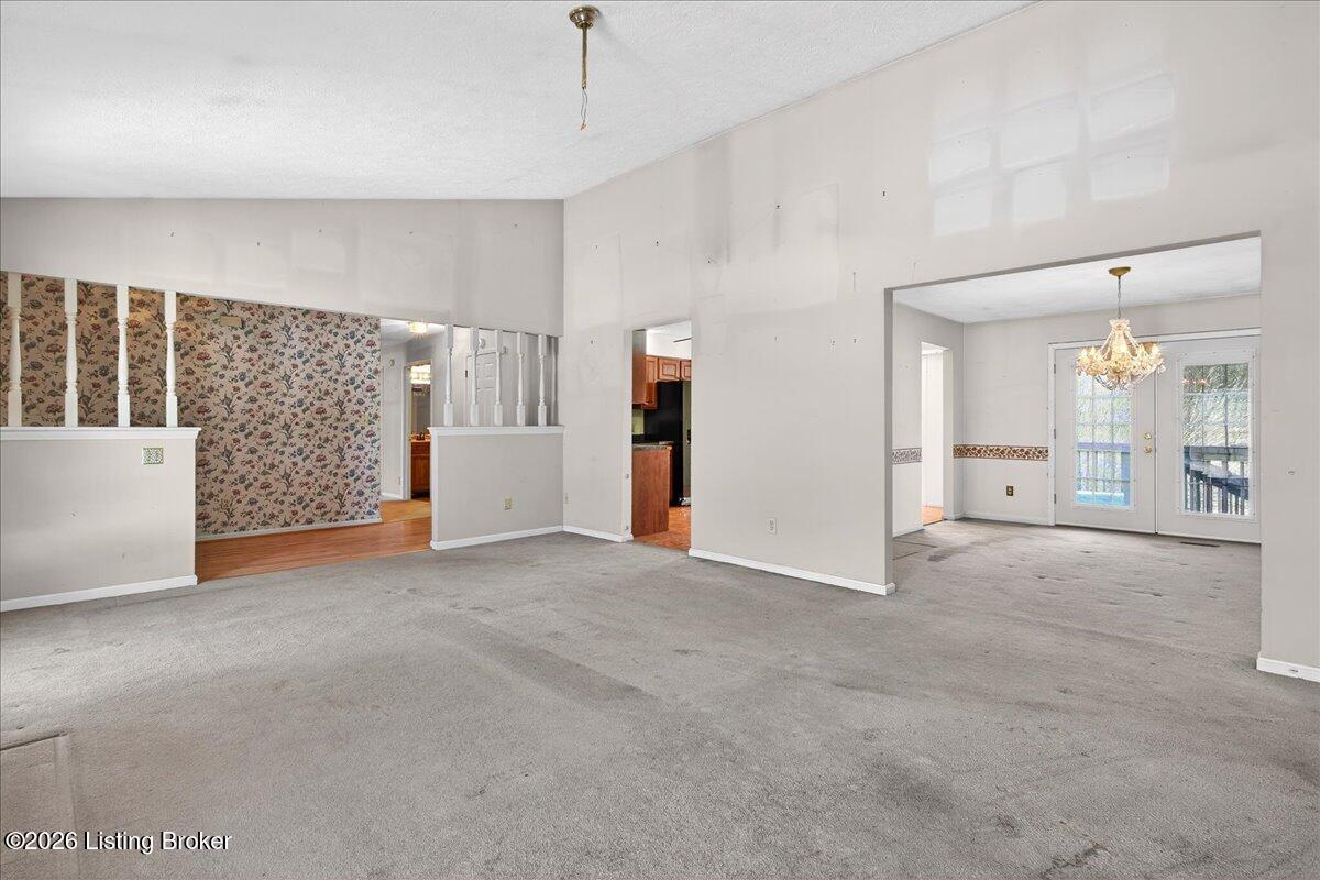 881 Deerwood Dr