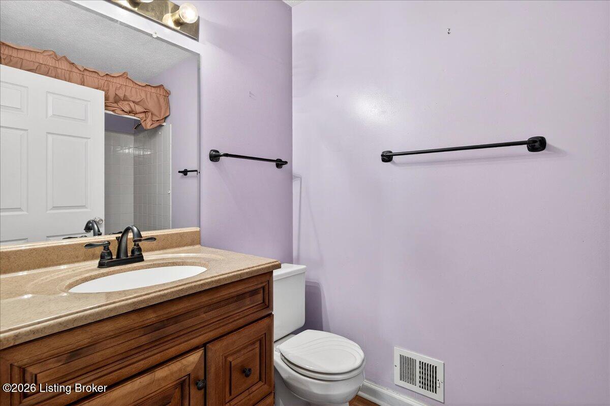 881 Deerwood Dr