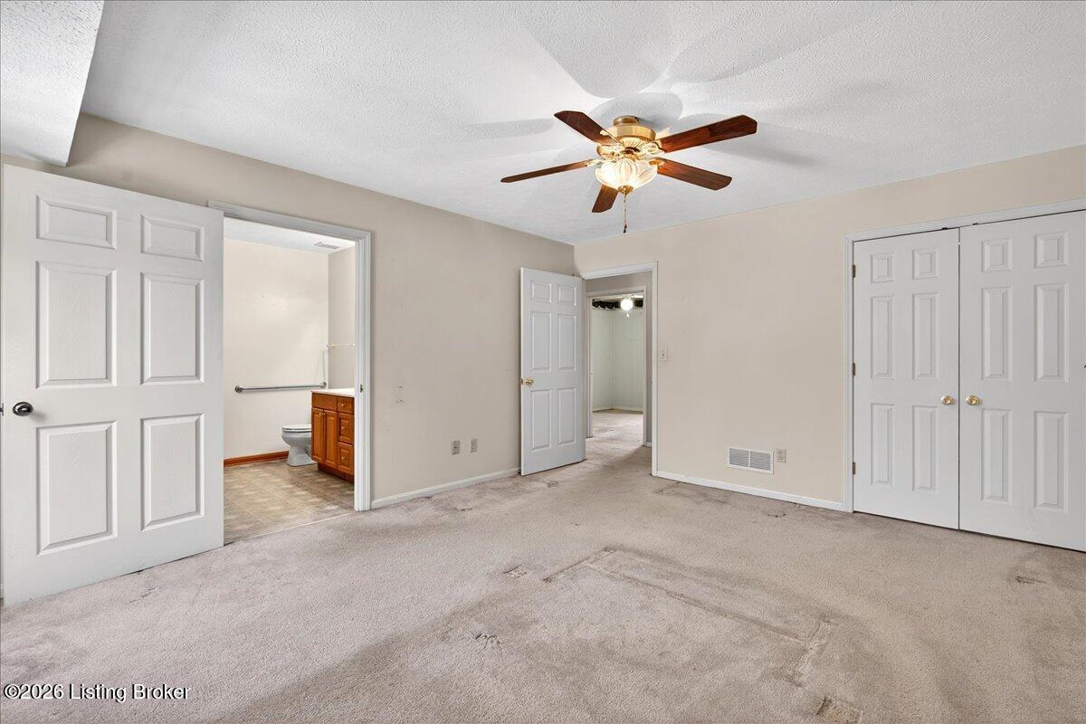 881 Deerwood Dr