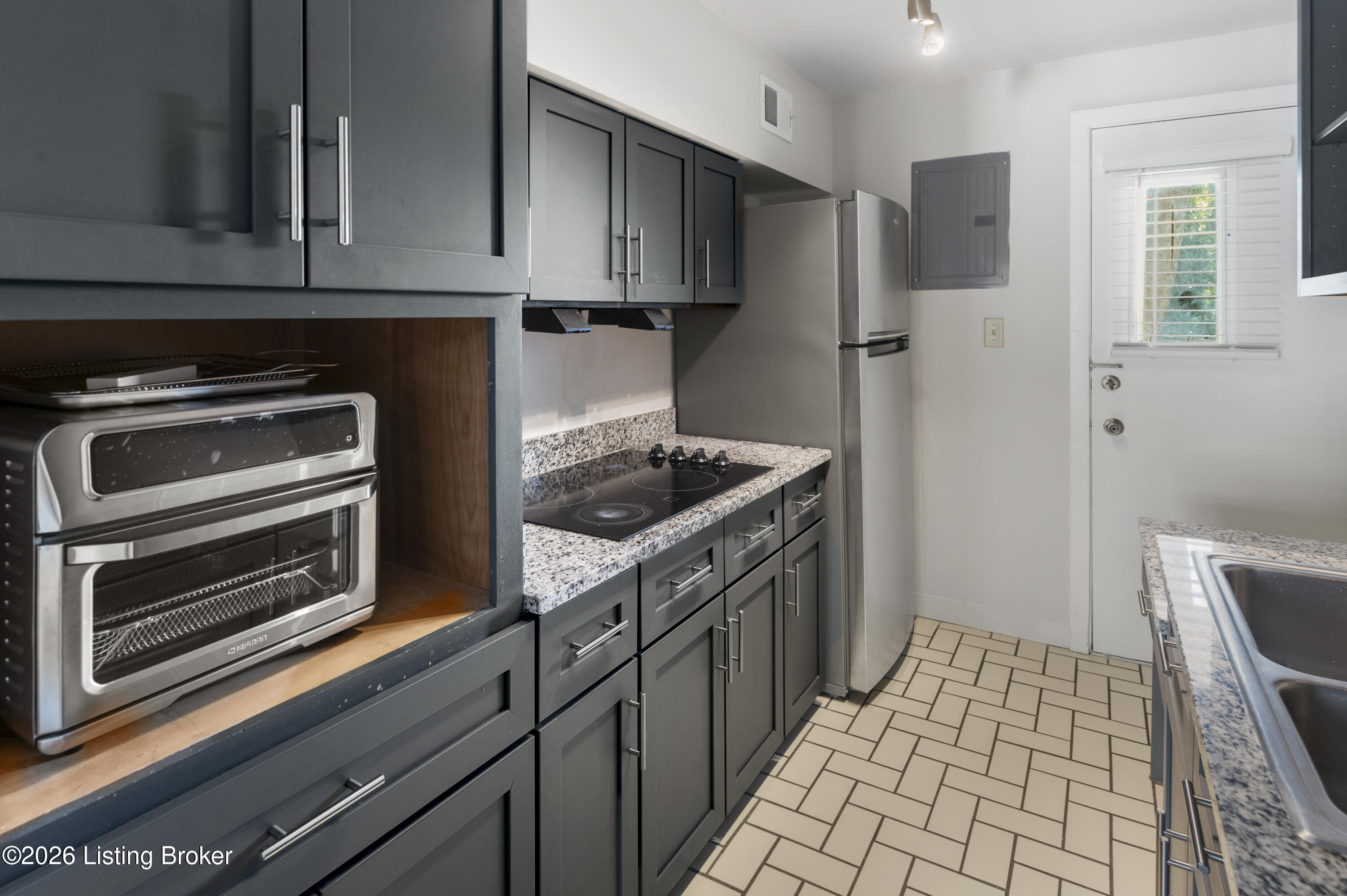 1040 Cherokee Rd APT F6