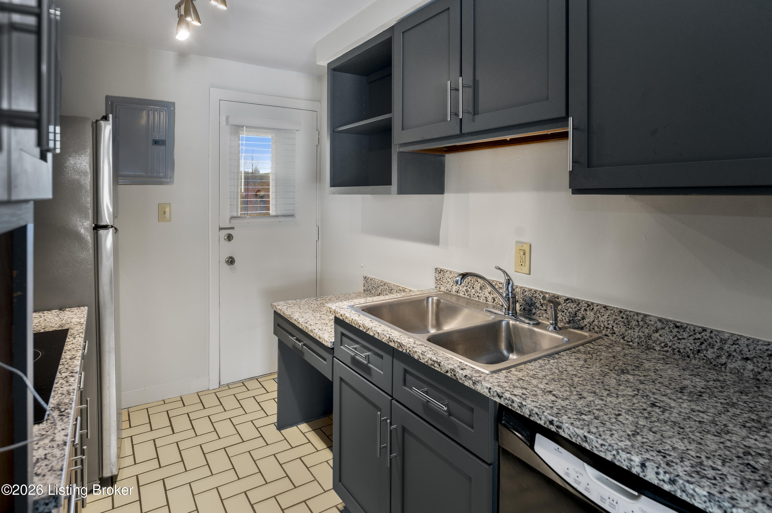 1040 Cherokee Rd APT F6