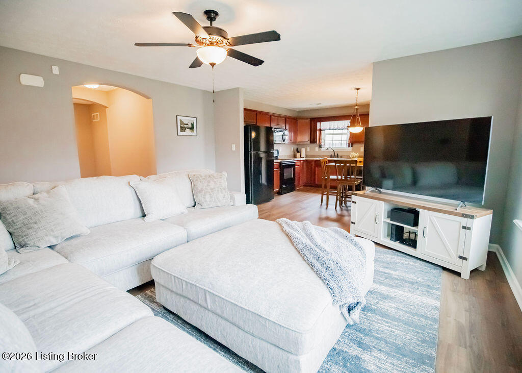 401 Golden Wing Rd
