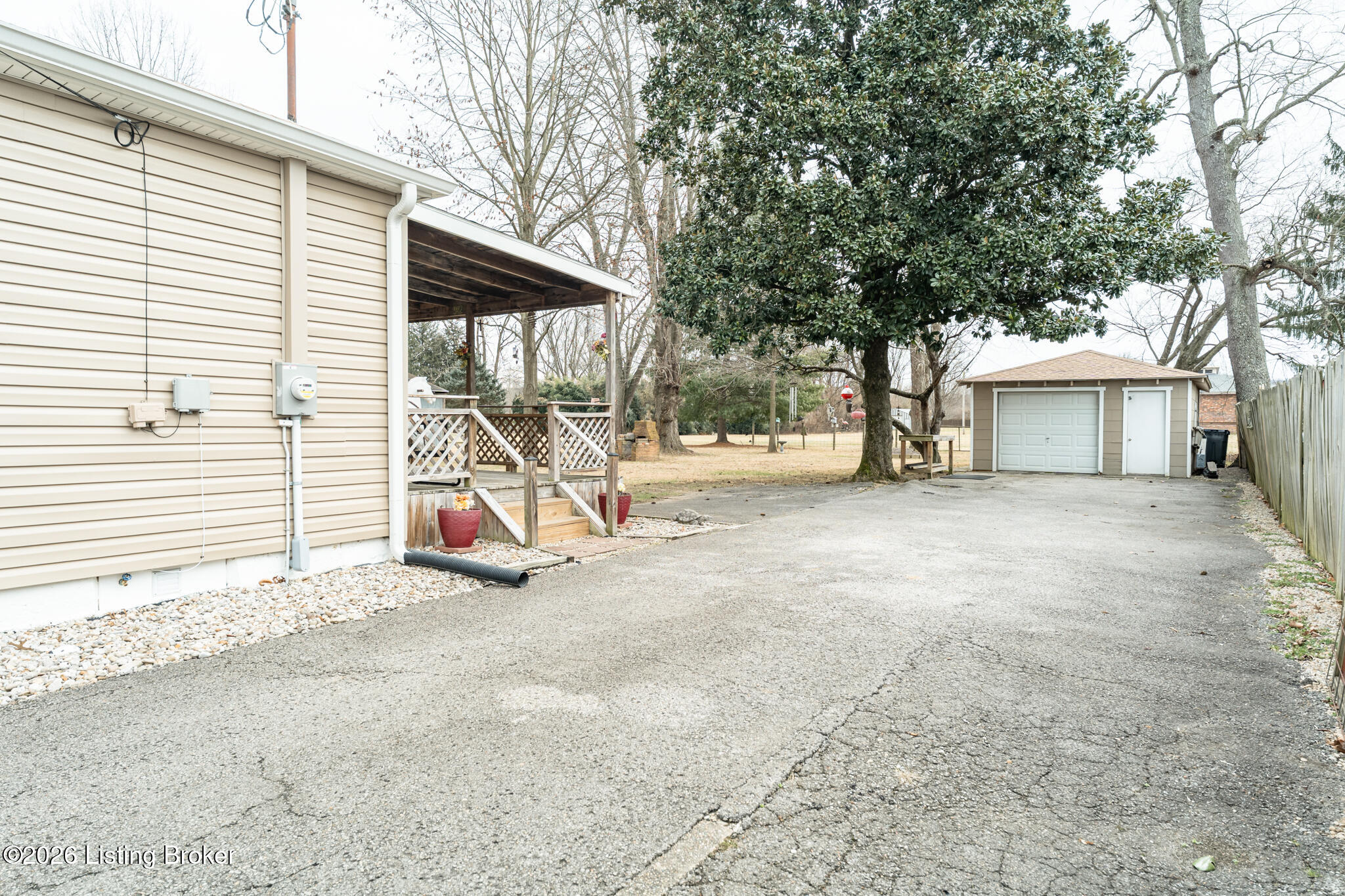 4916 Valley Station Rd
