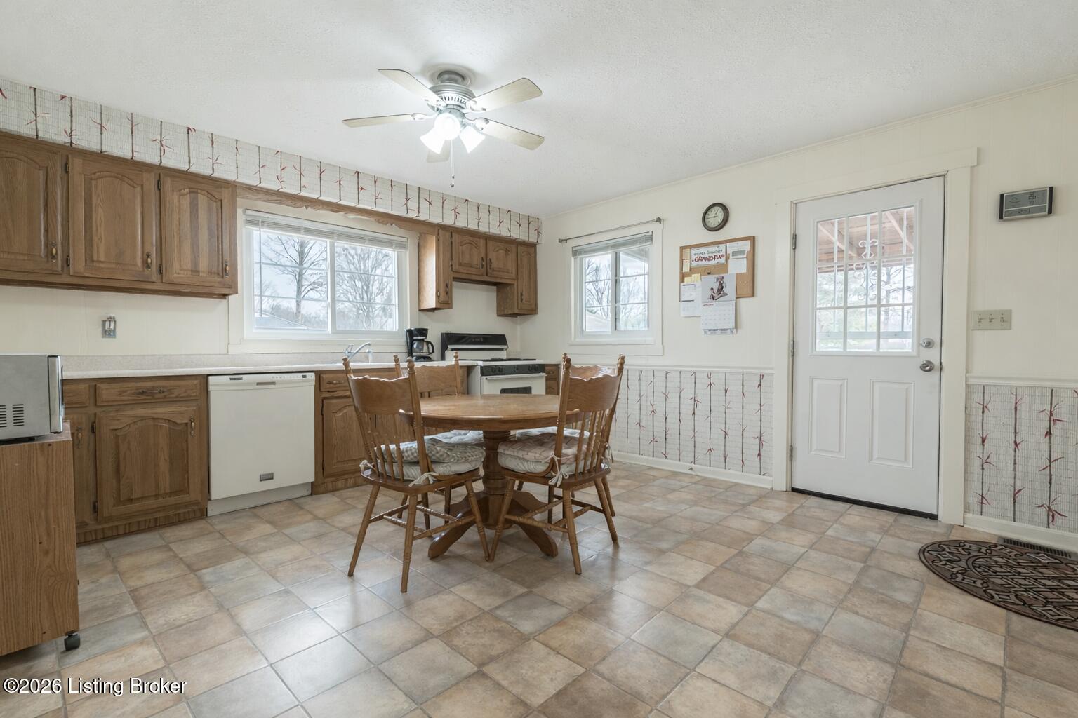 4916 Valley Station Rd
