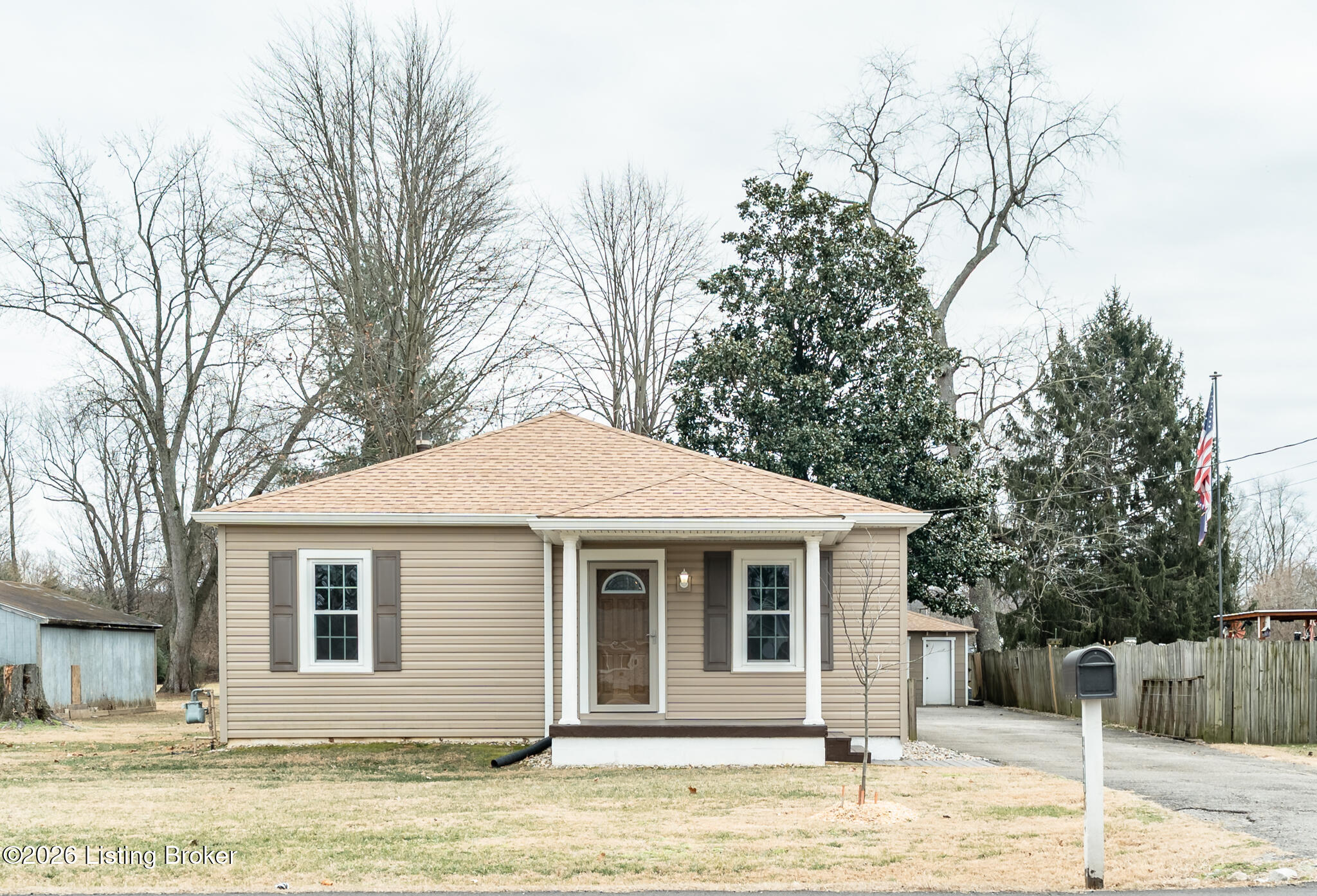 4916 Valley Station Rd