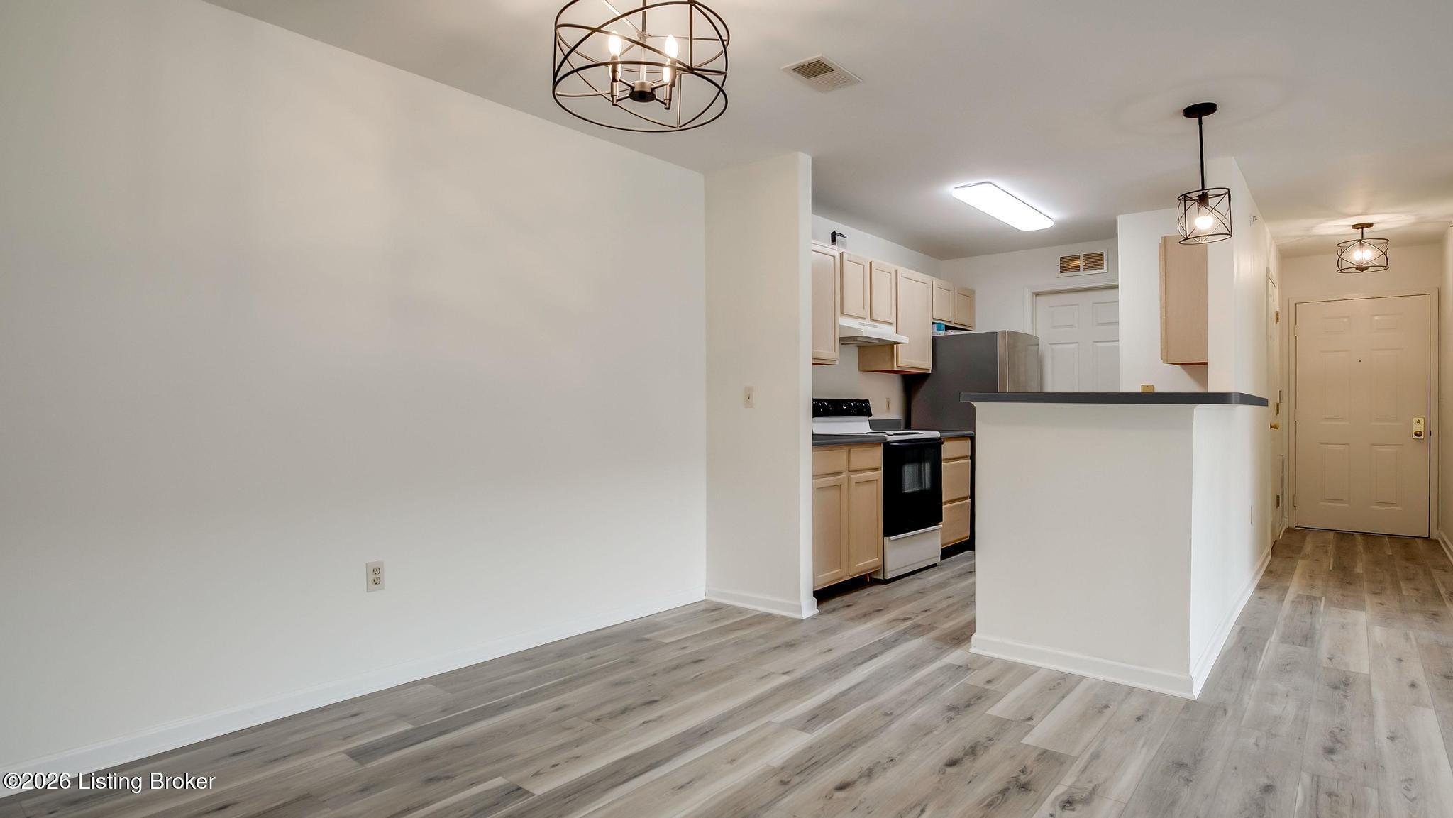 8417 Ambrosse Ln 101