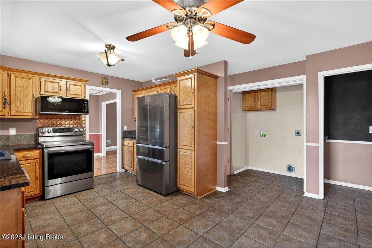 217 Bolton Ct