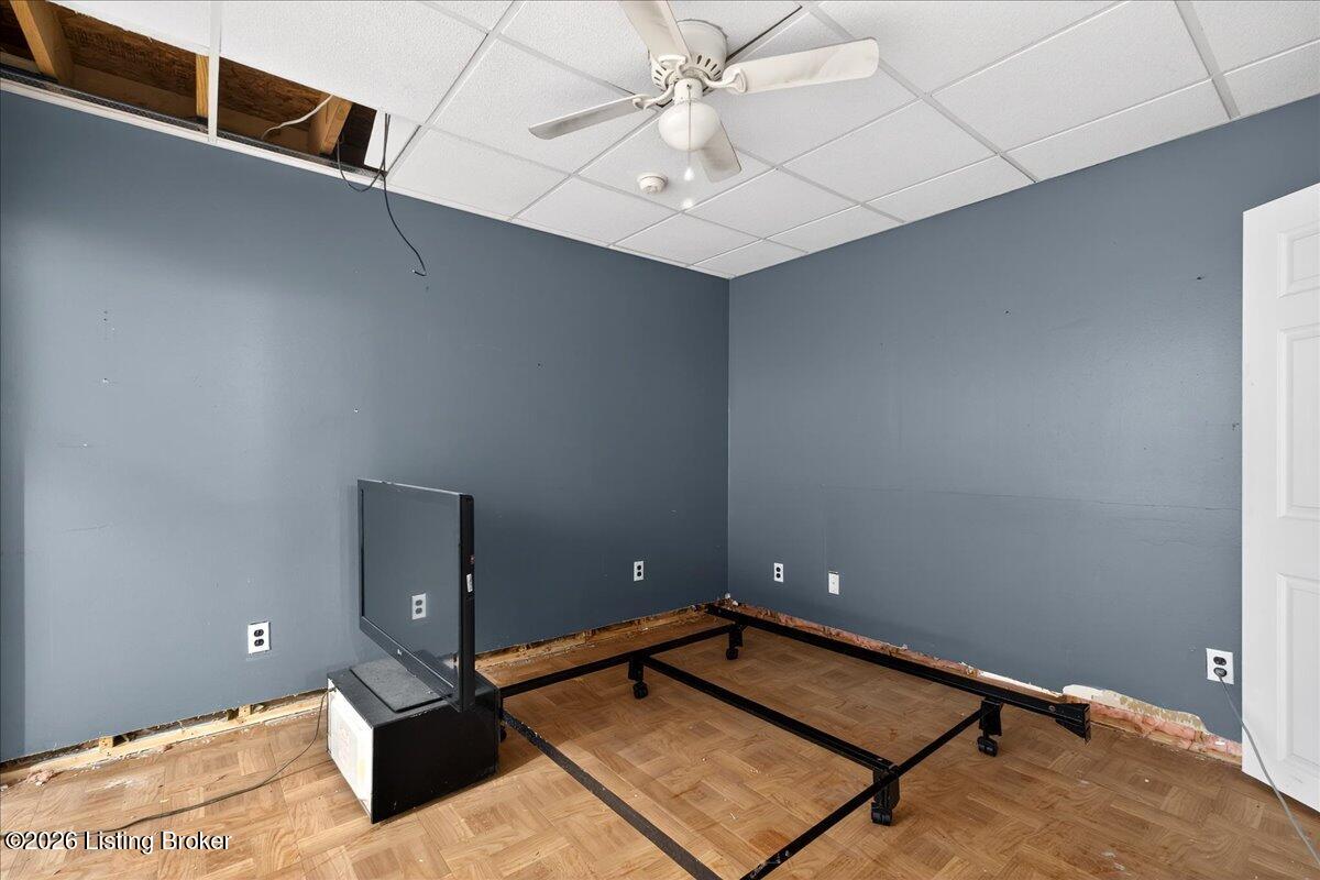 217 Bolton Ct