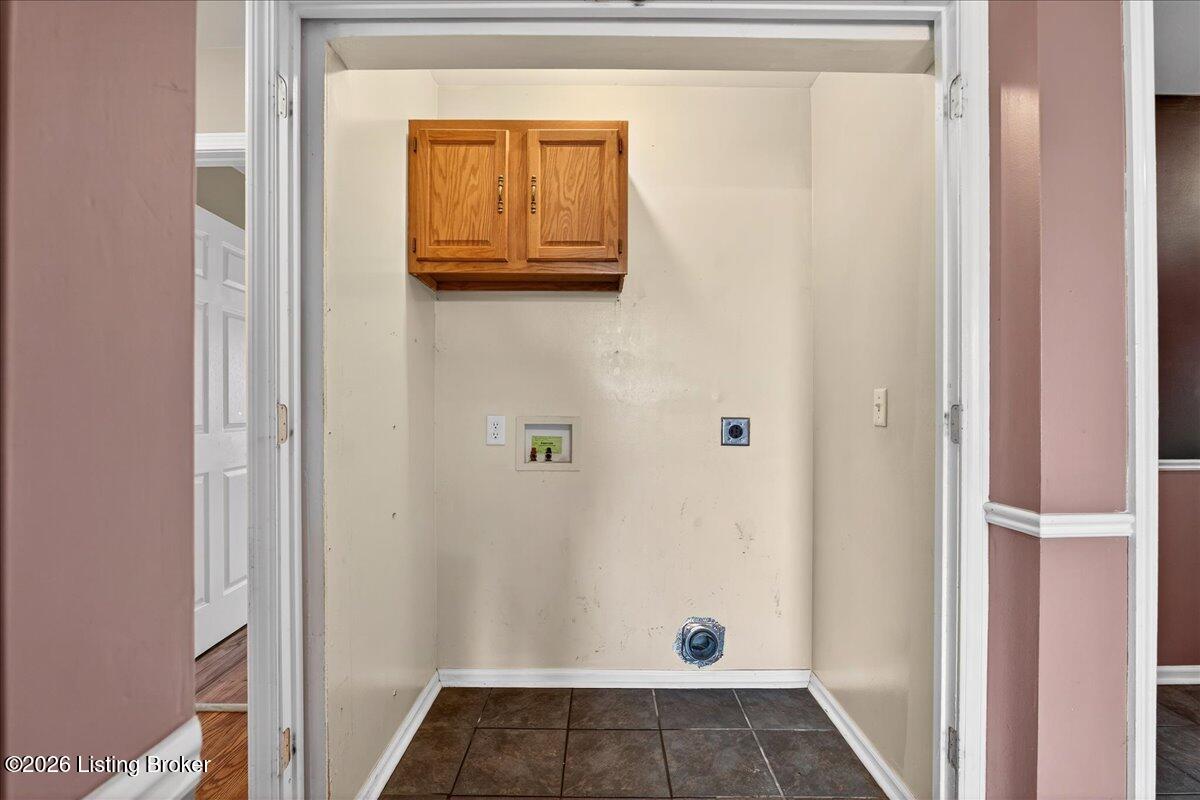 217 Bolton Ct