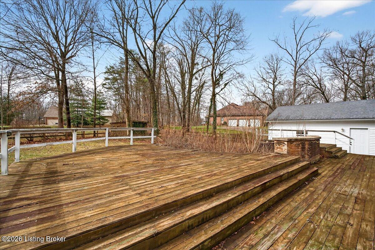 217 Bolton Ct