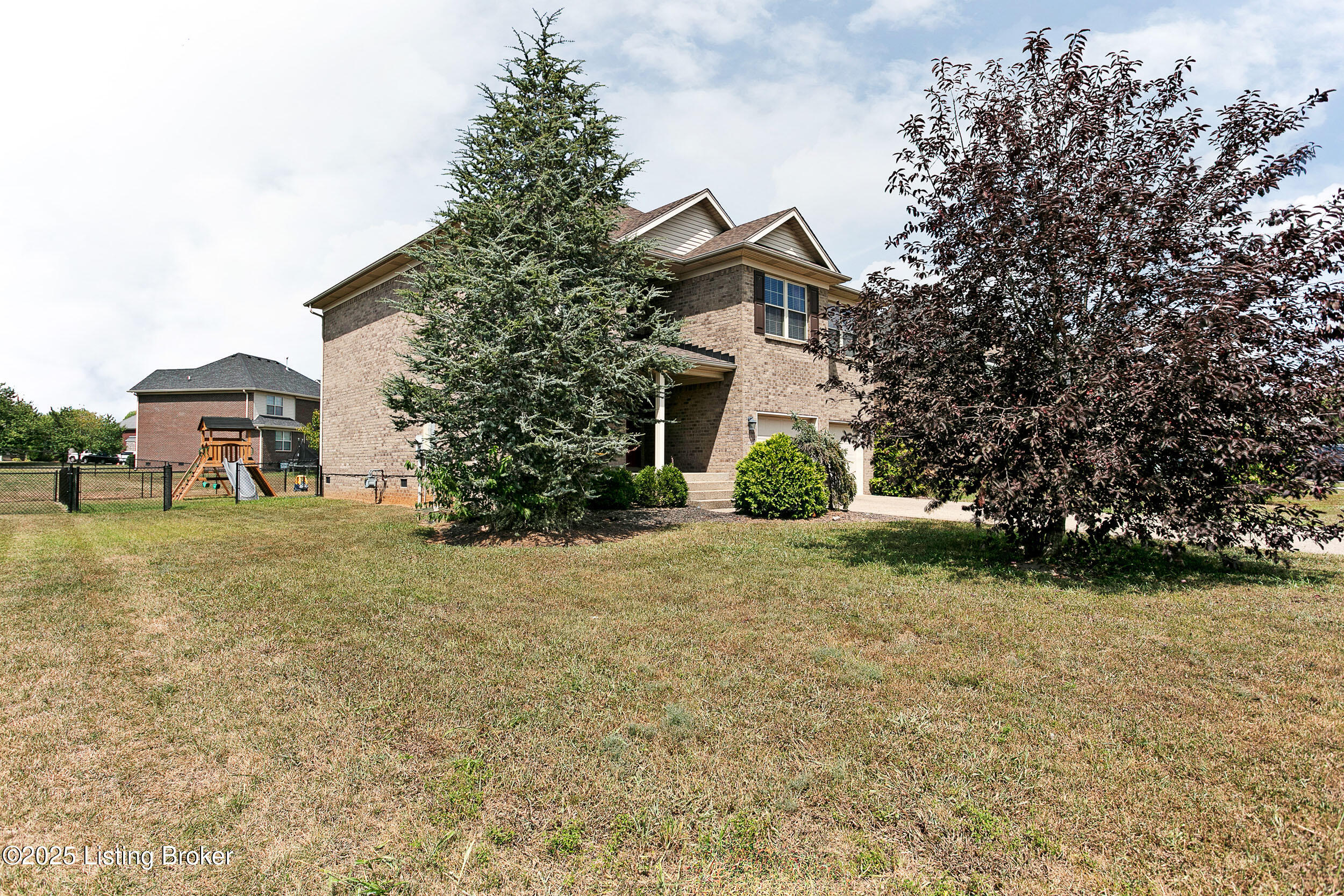 371 Persimmon Dr