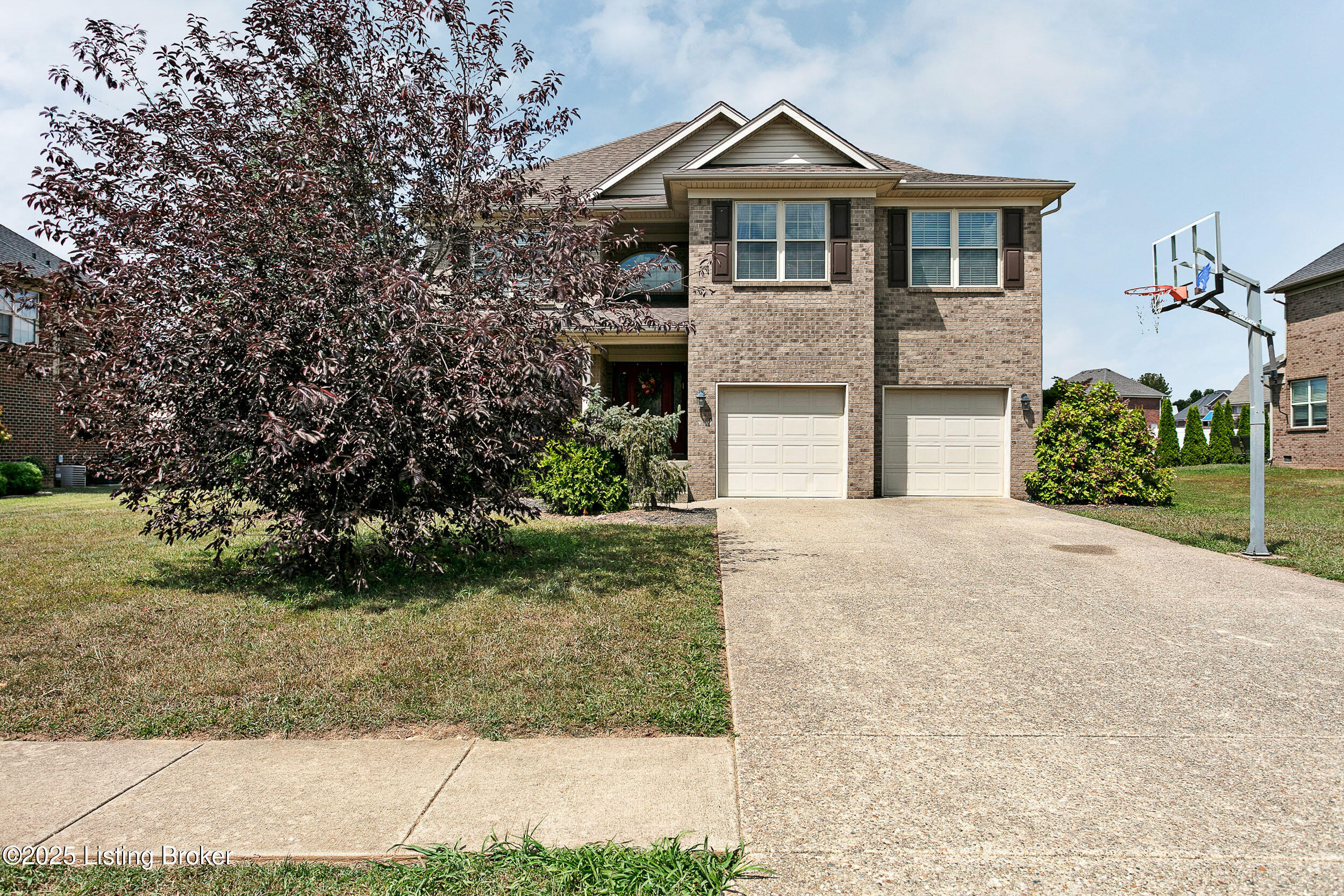 371 Persimmon Dr