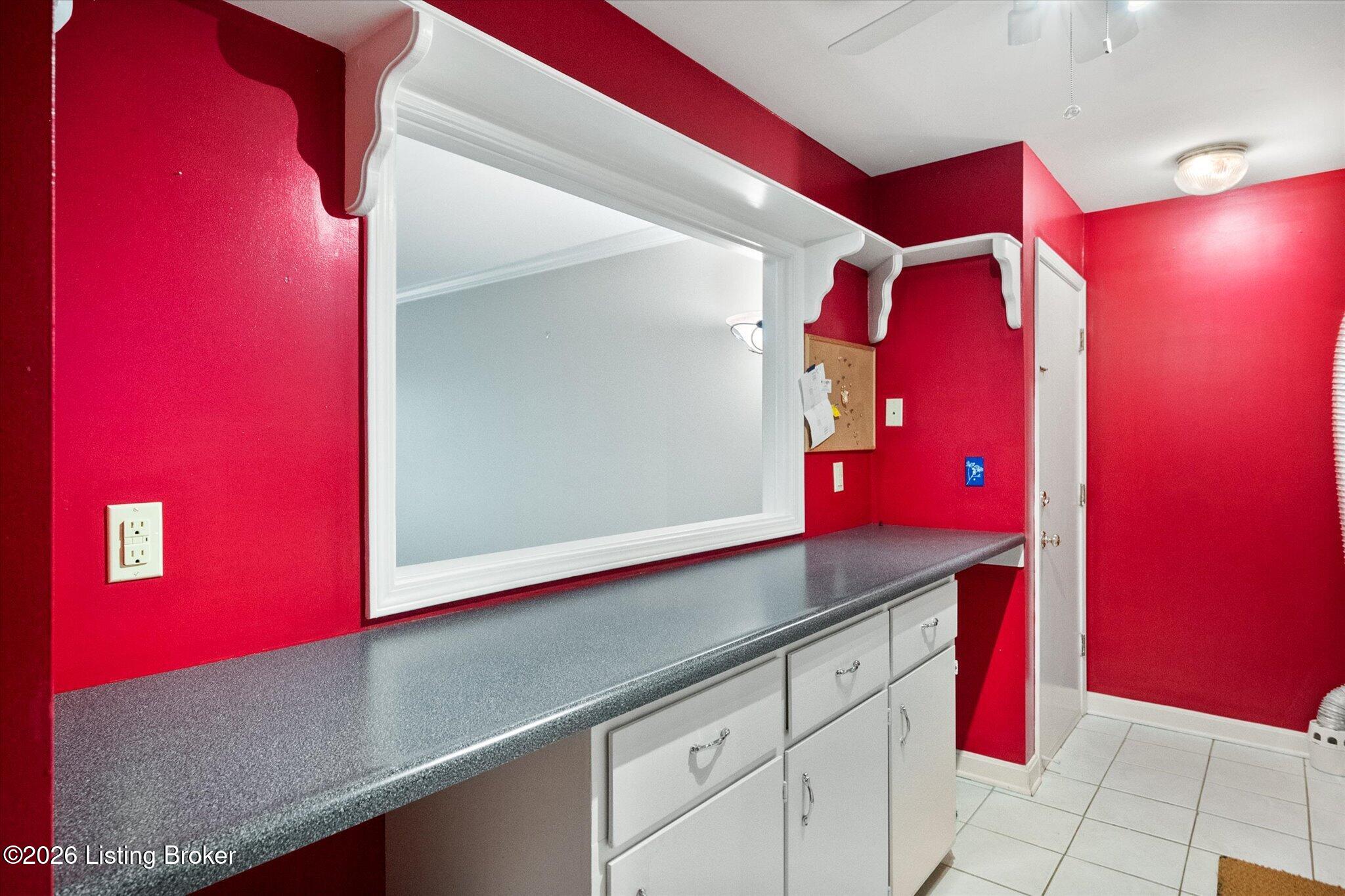 278 Salisbury Square APT 104