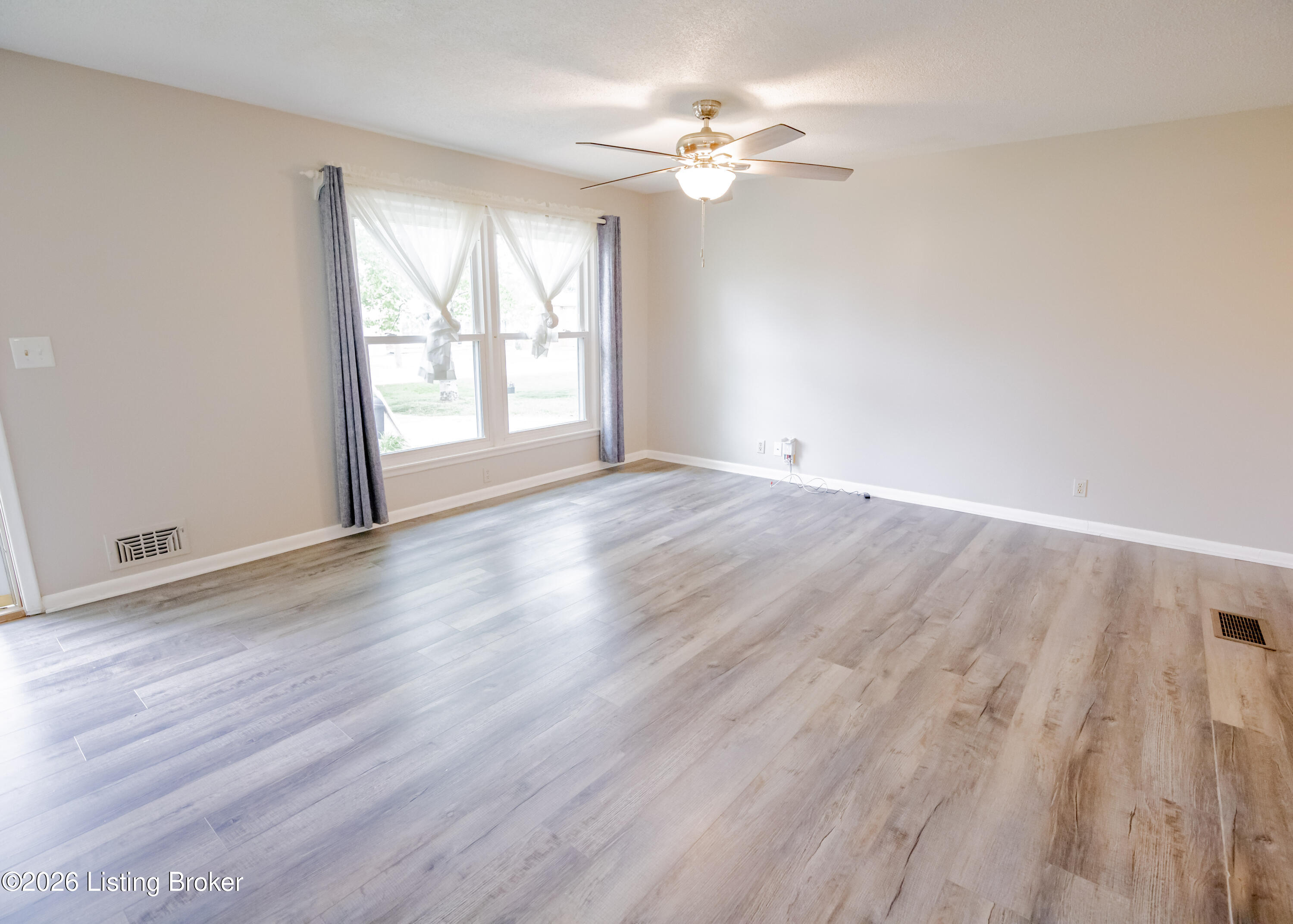 7000 Green Manor Dr