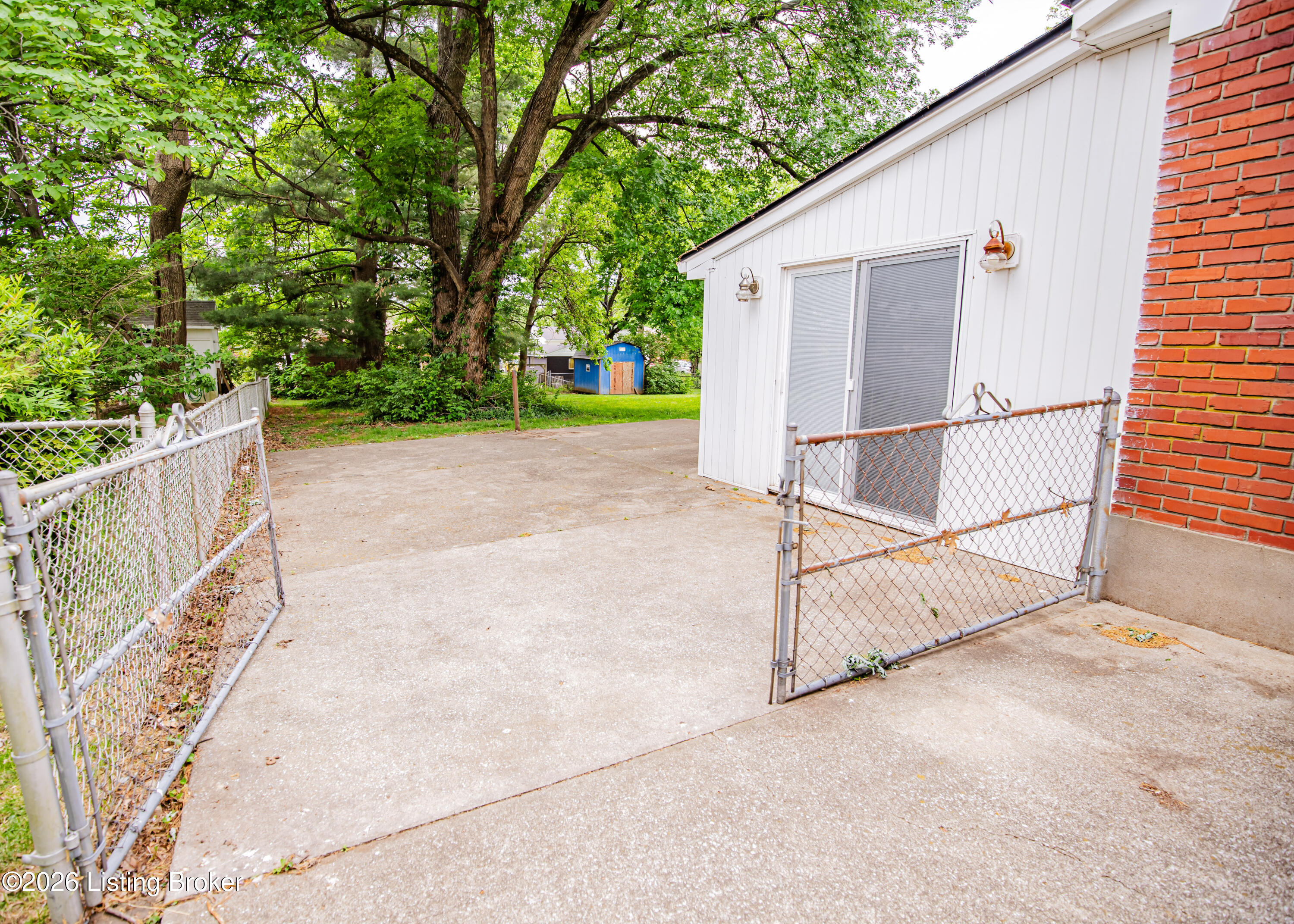 7000 Green Manor Dr