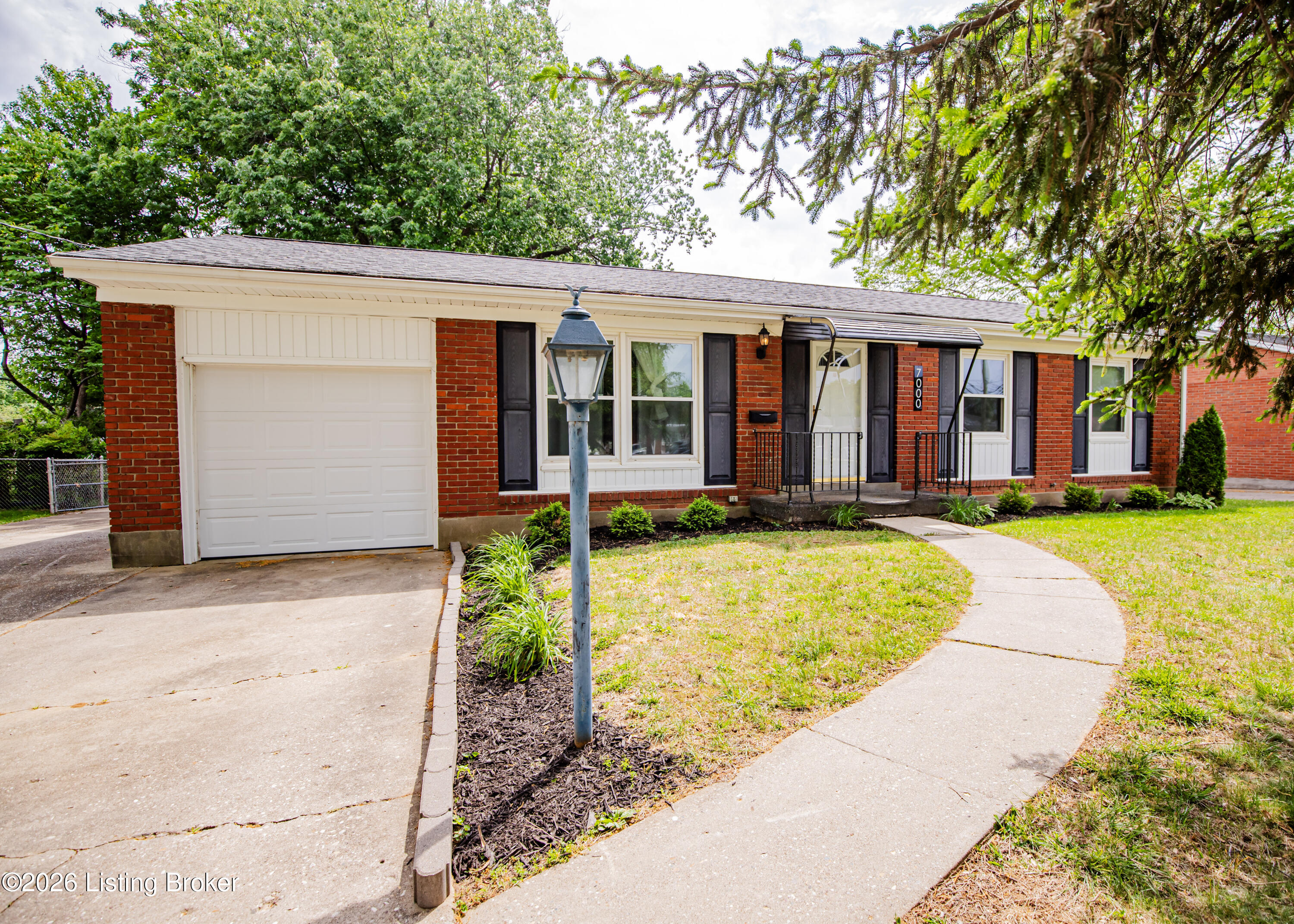7000 Green Manor Dr