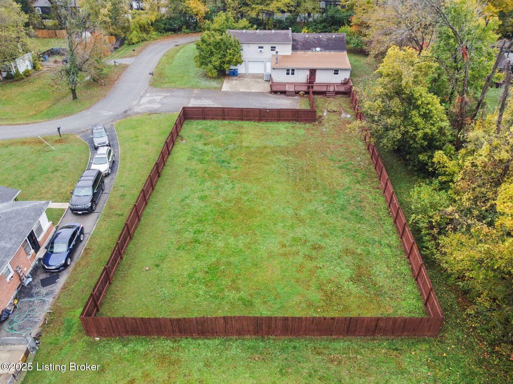 7700 Rosemary Ln
