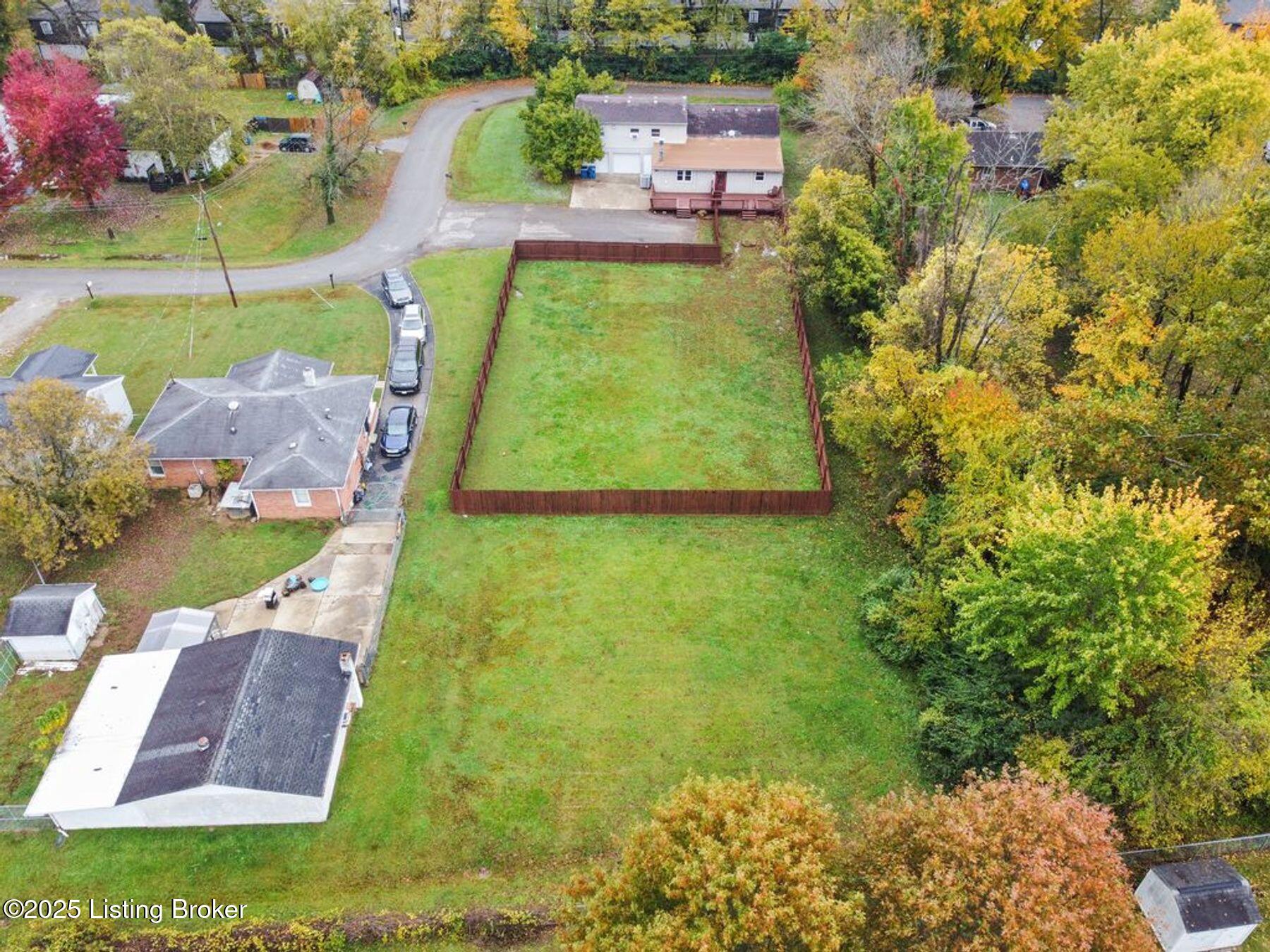 7700 Rosemary Ln
