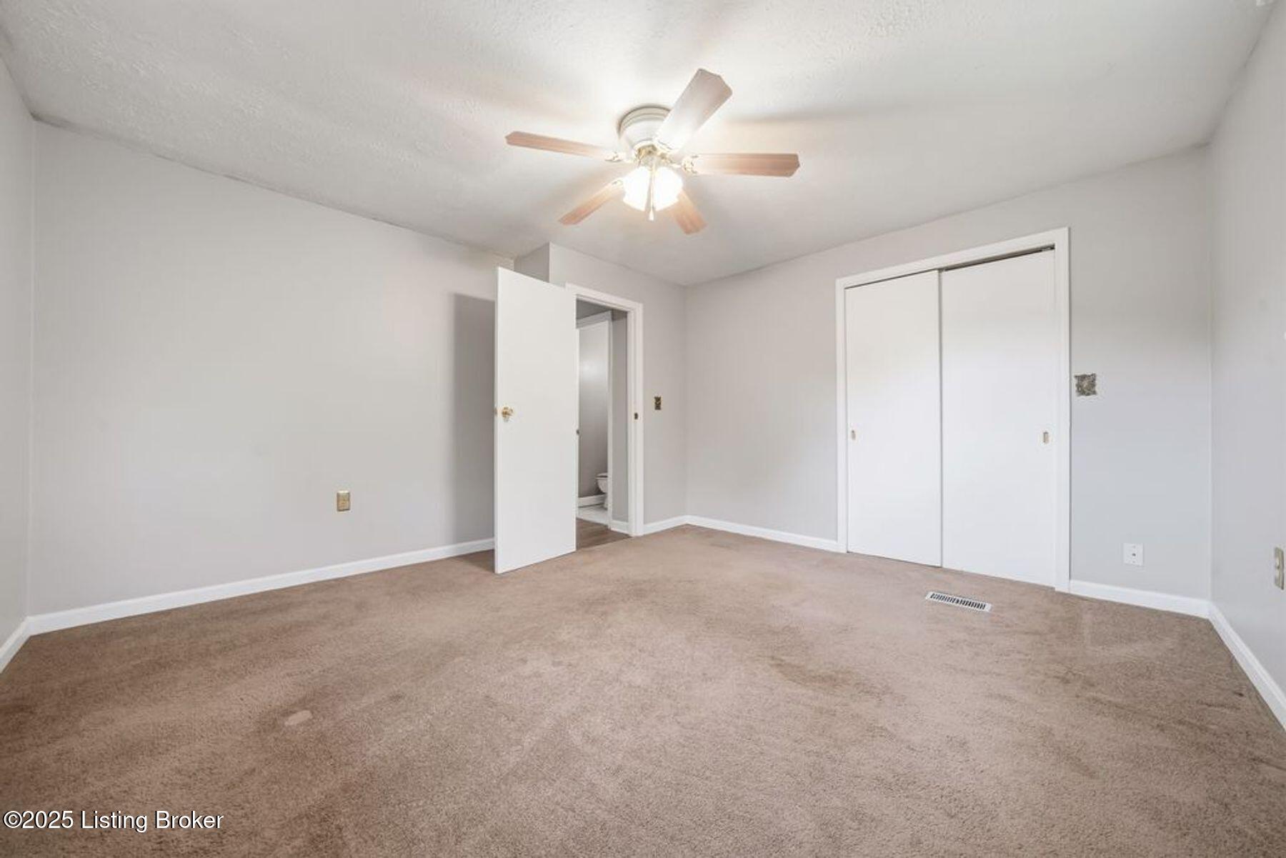 7700 Rosemary Ln