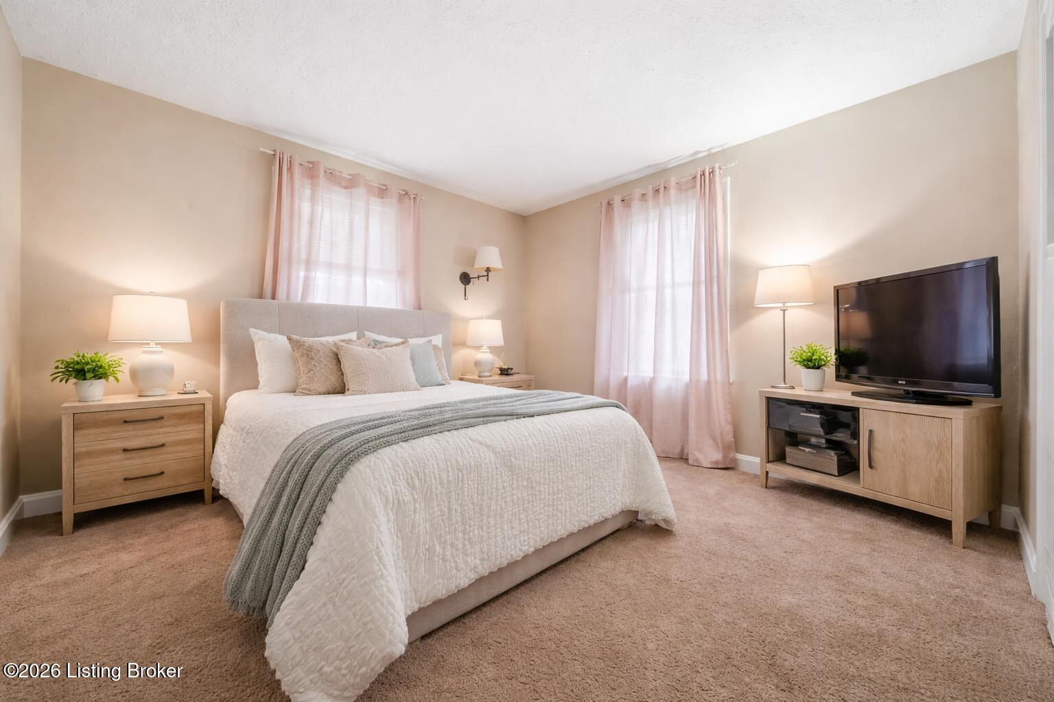 7700 Rosemary Ln