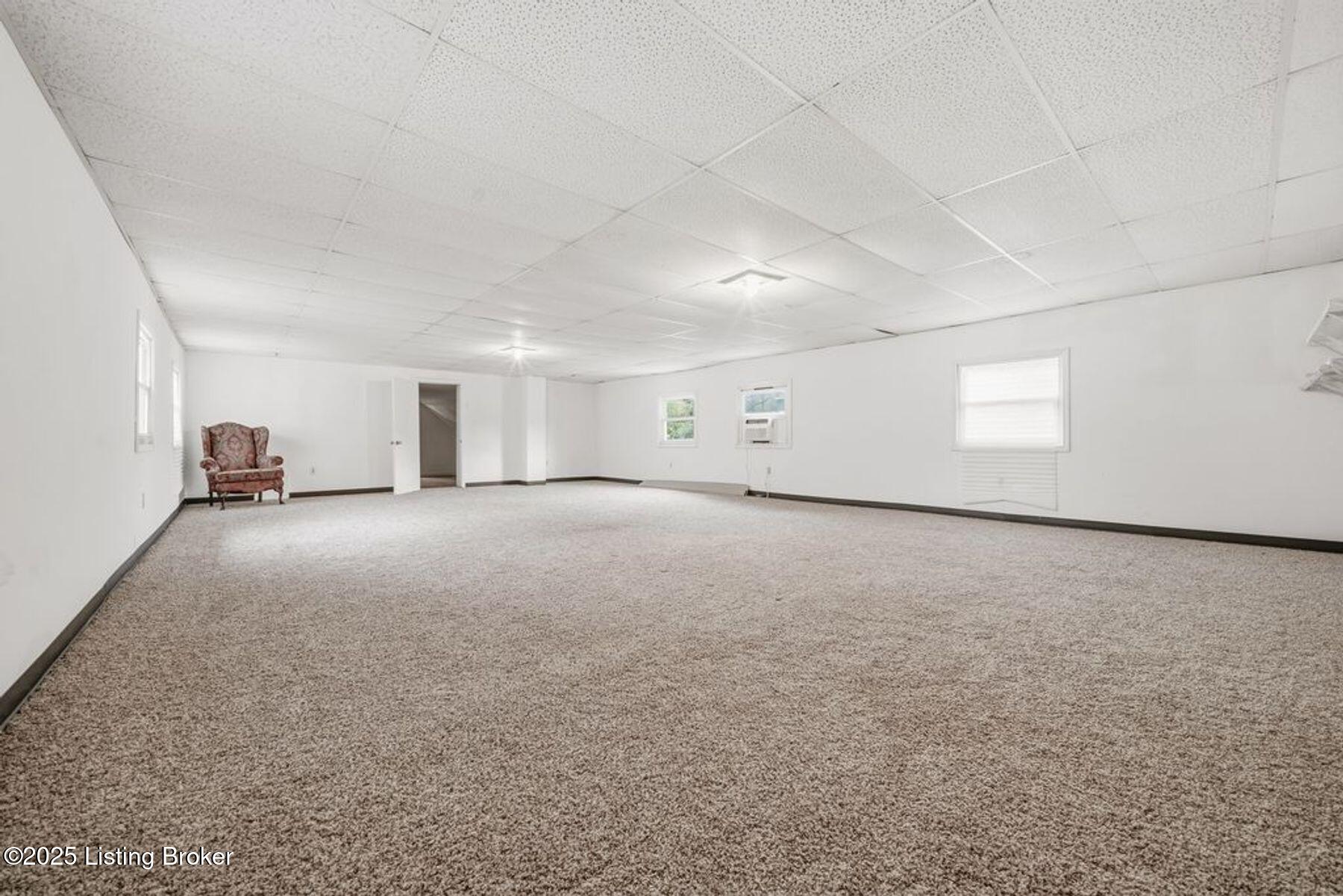 7700 Rosemary Ln