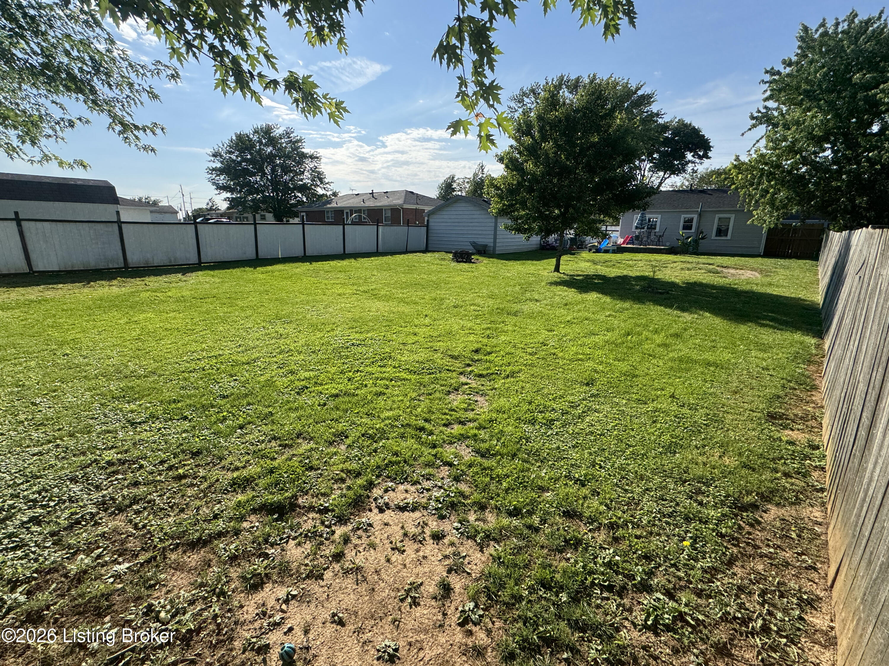 201 Meadowview Dr