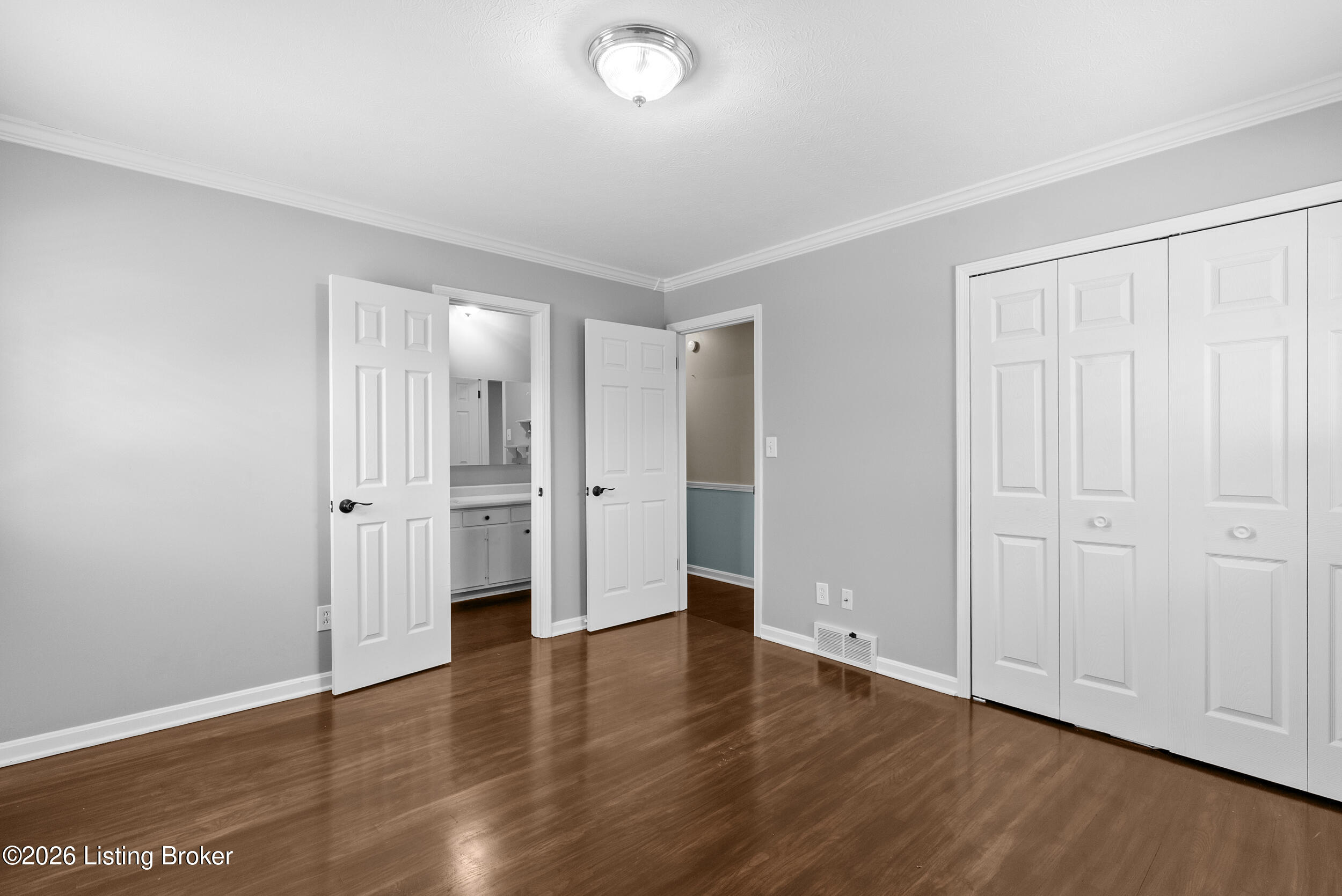 4802 Famous Way