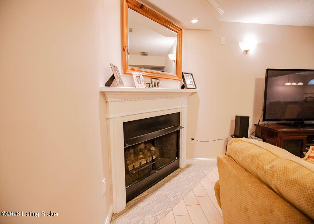 6314 Faris Way