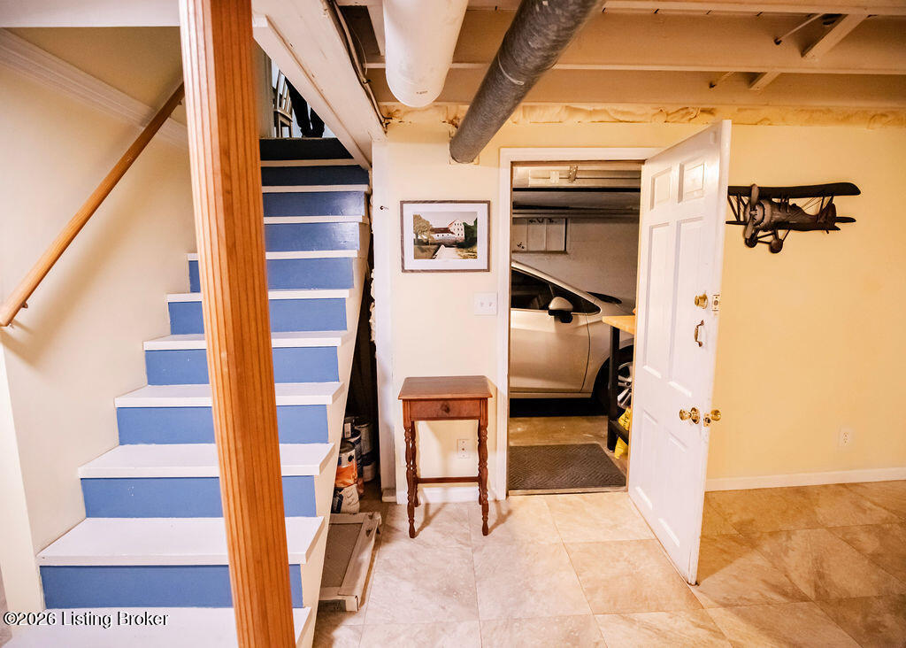 1122 Willow Ave