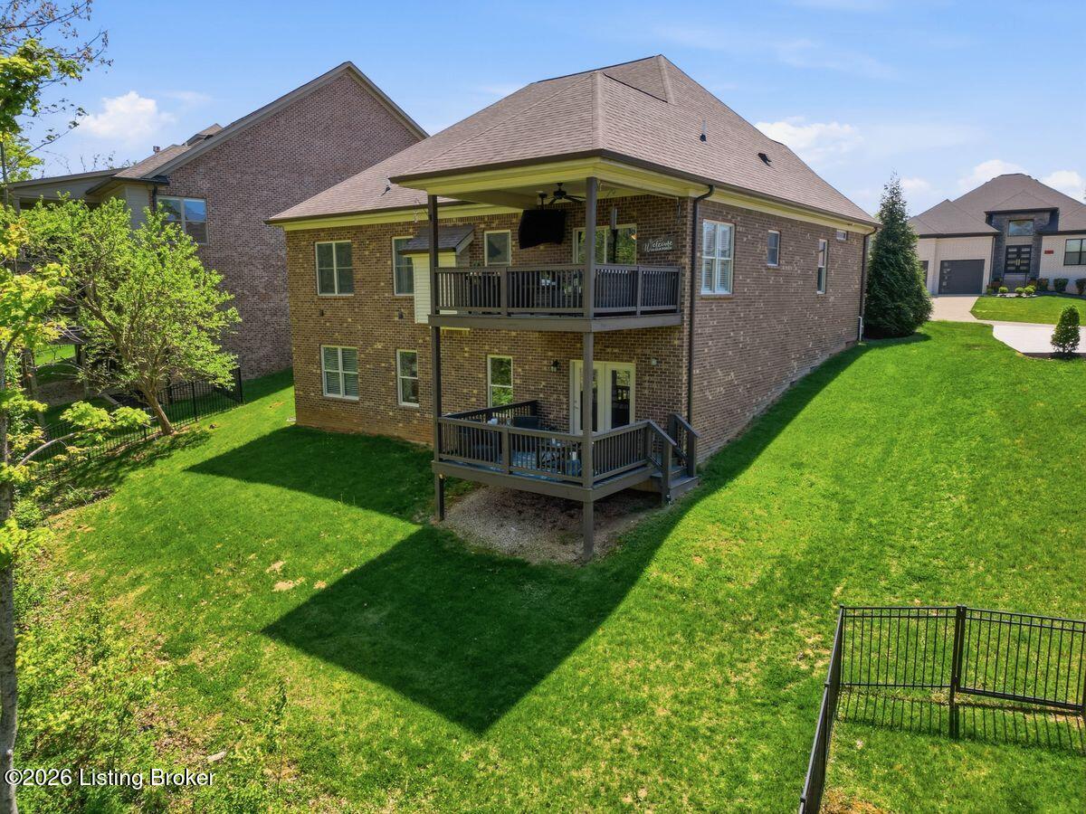 115 Locust Park Pl