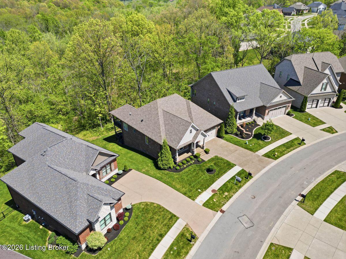 115 Locust Park Pl