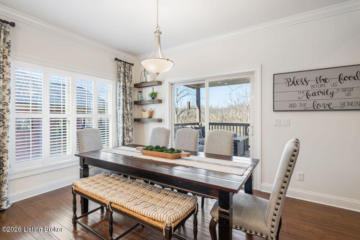 115 Locust Park Pl