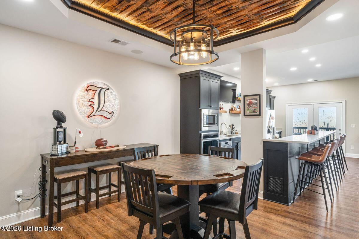115 Locust Park Pl