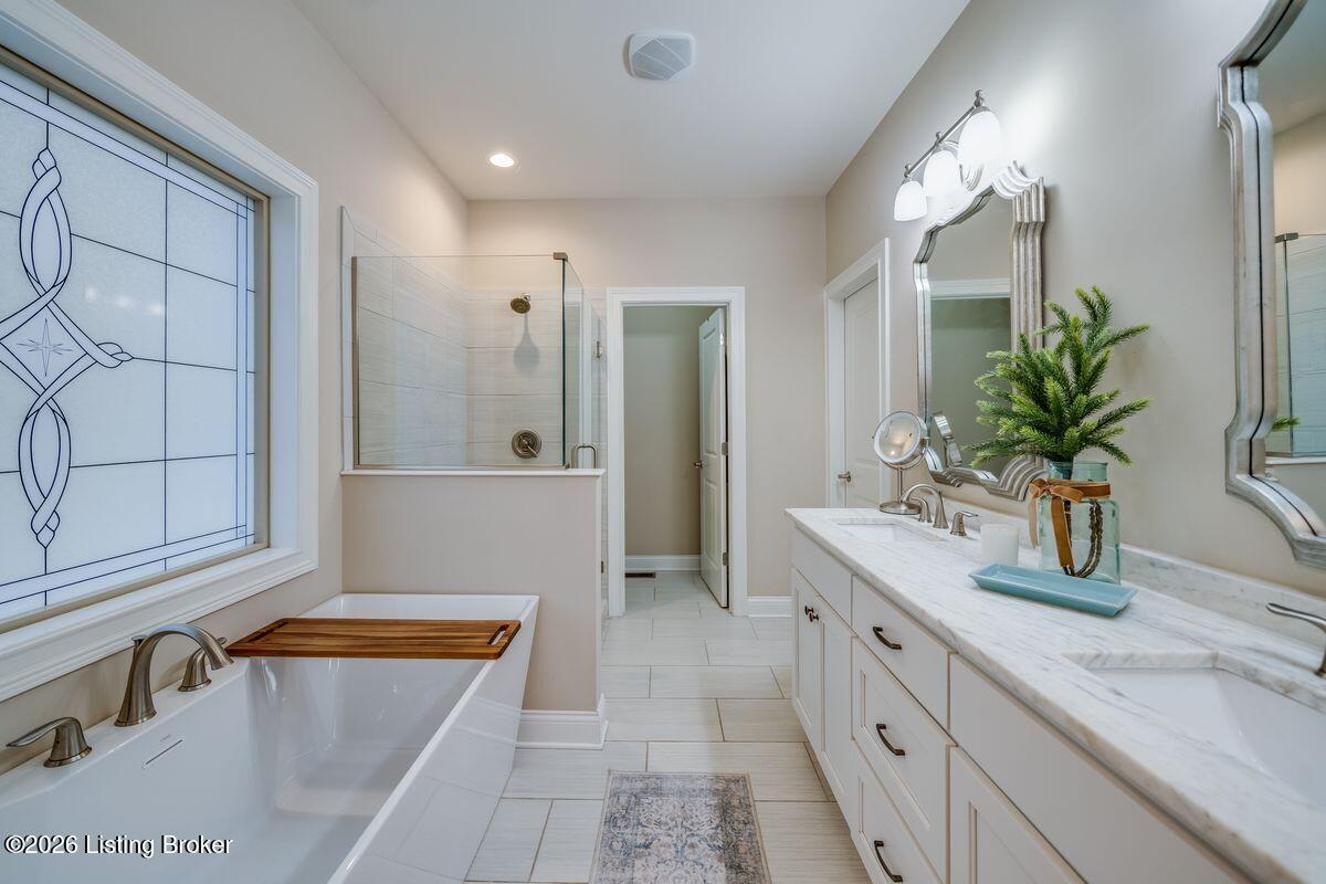 115 Locust Park Pl