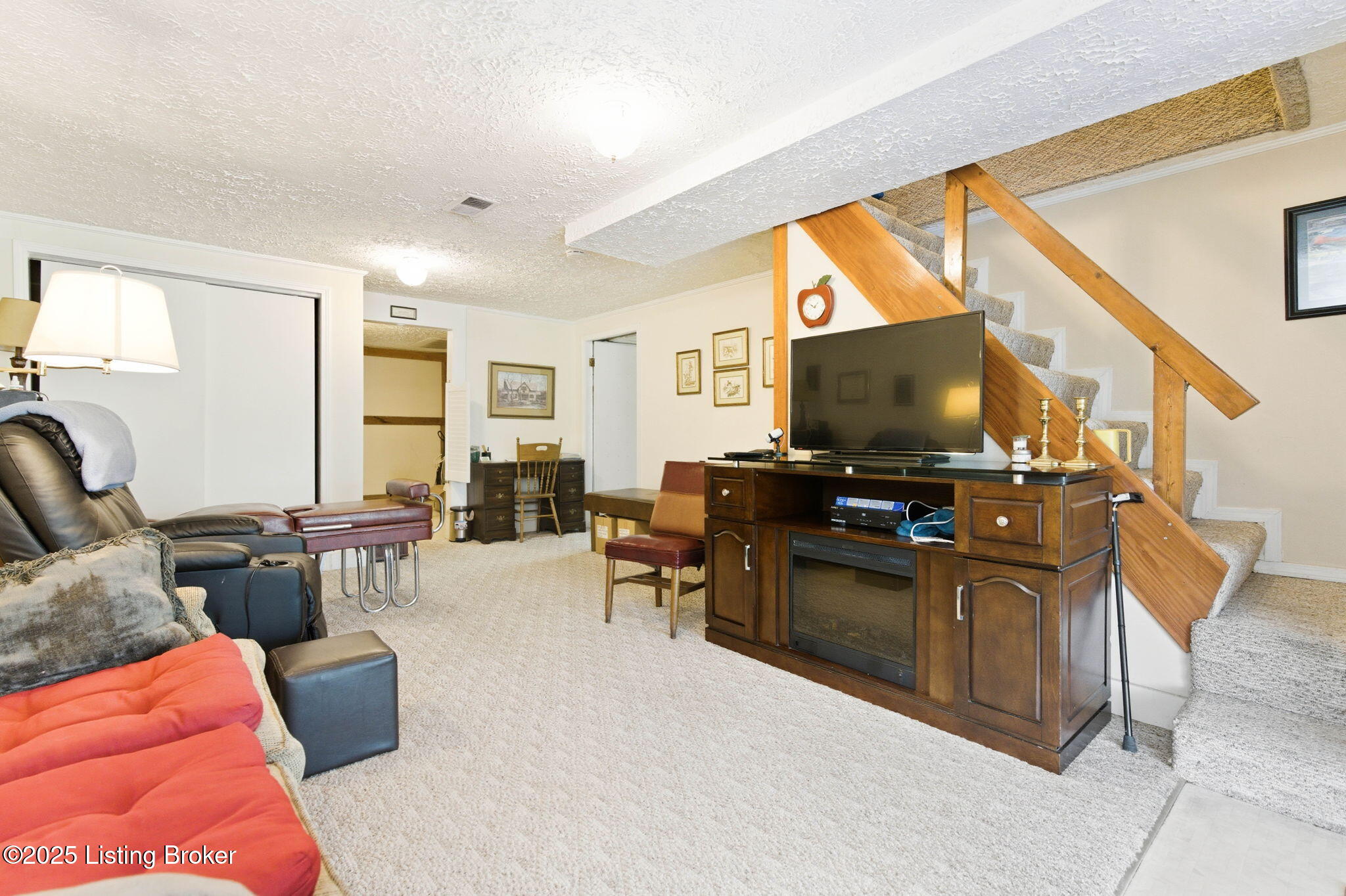 303 Quartermouse Rd