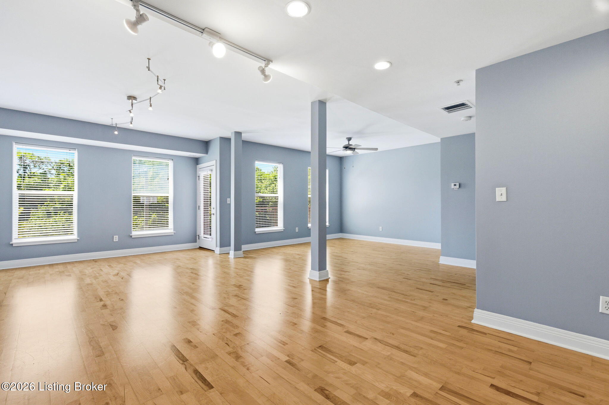 2411 Brownsboro Rd 301