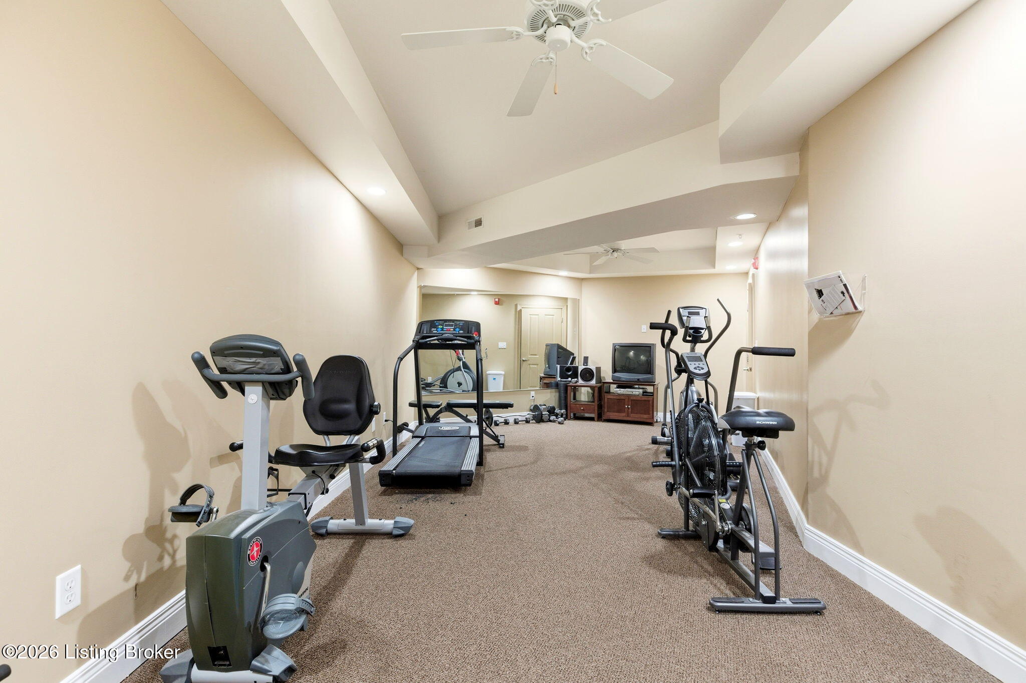 2411 Brownsboro Rd 301