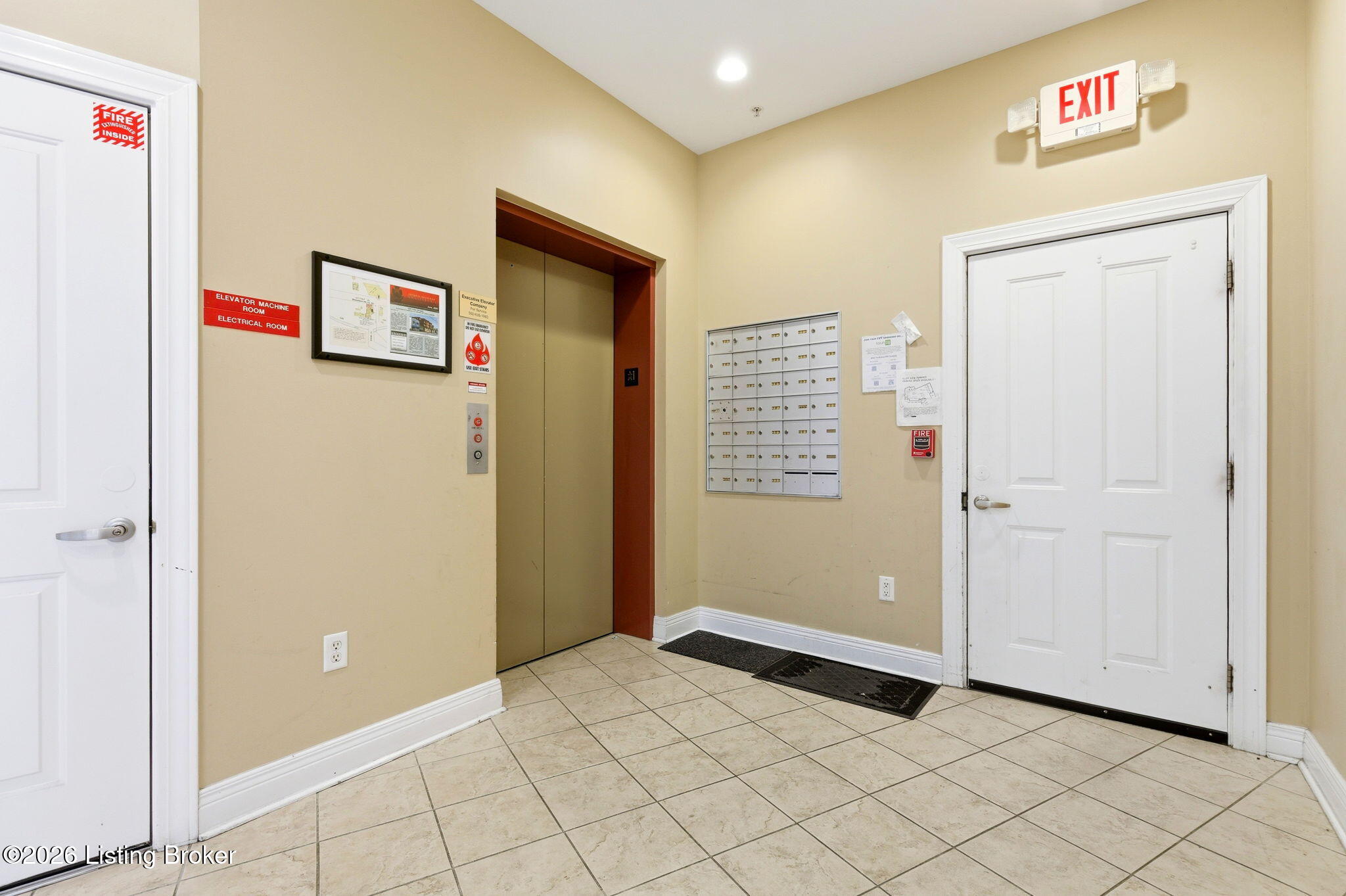 2411 Brownsboro Rd 301